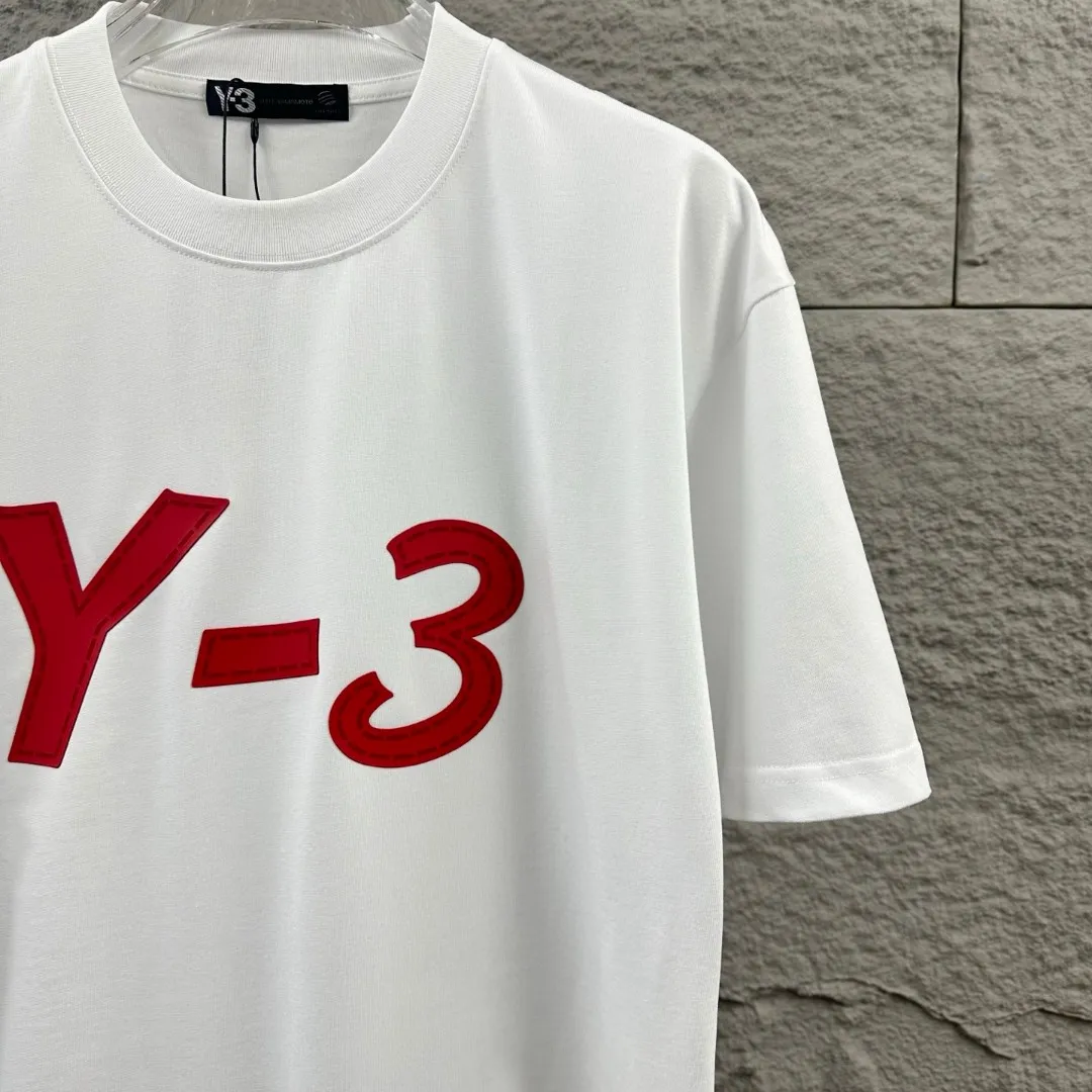 Y 3*Yamamoto*Yoji 2026 Spring and Summer New Arrival Simple signature letters three-dimensional thick plate silicone technology Y-3 Customized double yarn plain cotton fabric Short-sleeved T-shirt Men and women Same Style Color: Black White Size: S (90-130 pounds) M (120-150 pounds) L (140-165 pounds) XL (160-180 pounds) XXL (180 kilograms)