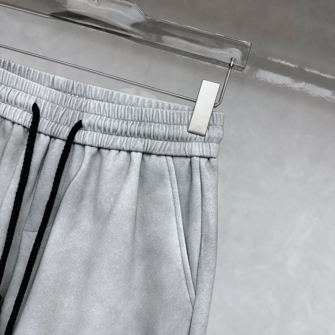 Y 3 Complete three standards 2026 summer New Arrival men's casual shorts, advanced custom-made Breathable fabric Breathable fabric with high elasticity and comfort, impeccable details, top-grade accessories, original logo design concept, delicate and soft feel! The upper body fit is awesome! Size：M-XXXL