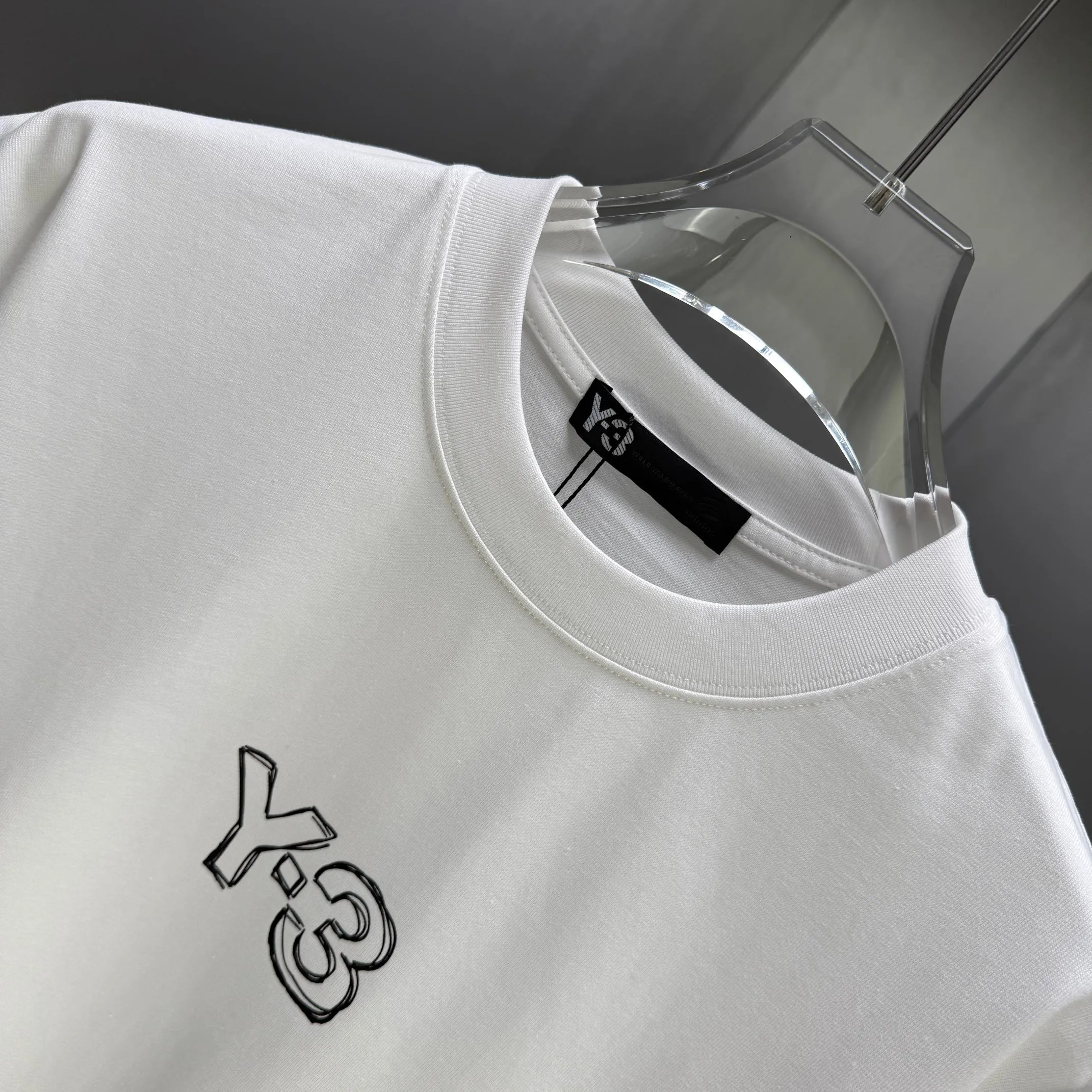Y 3 Yohji Yamamoto 2026 Spring and Summer New Arrival short-sleeved T-shirt Customized cotton letter logo printing Color: Black White Color Sizes: S M L XL XXL