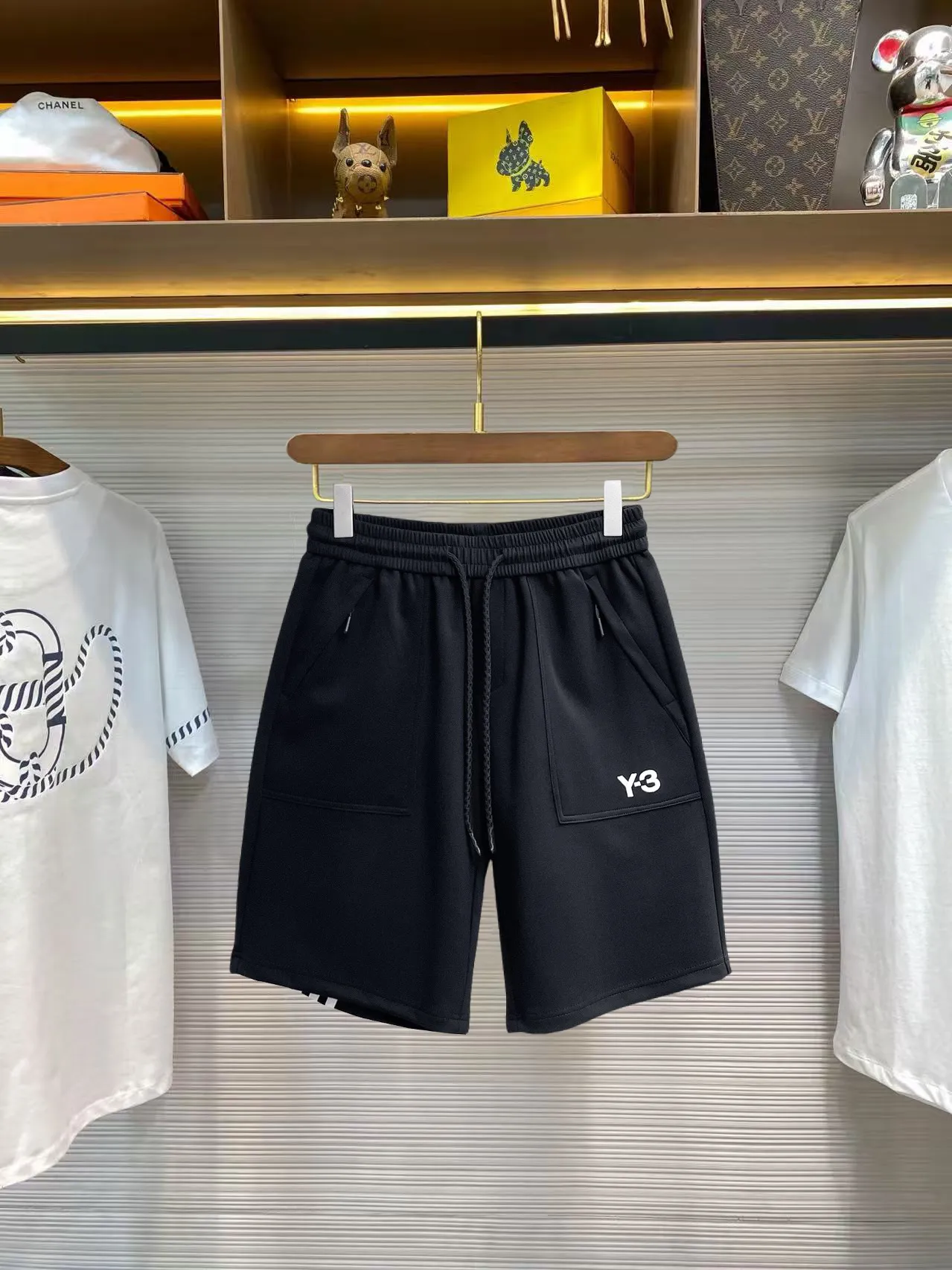 Y 3 Complete three standards 2026 summer New Arrival men's casual shorts, advanced custom-made Breathable fabric Breathable fabric with high elasticity and comfort, impeccable details, top-grade accessories, original logo design concept, delicate and soft feel! The upper body fit is awesome! Size: M-XXXL Please state your height and weight when ordering