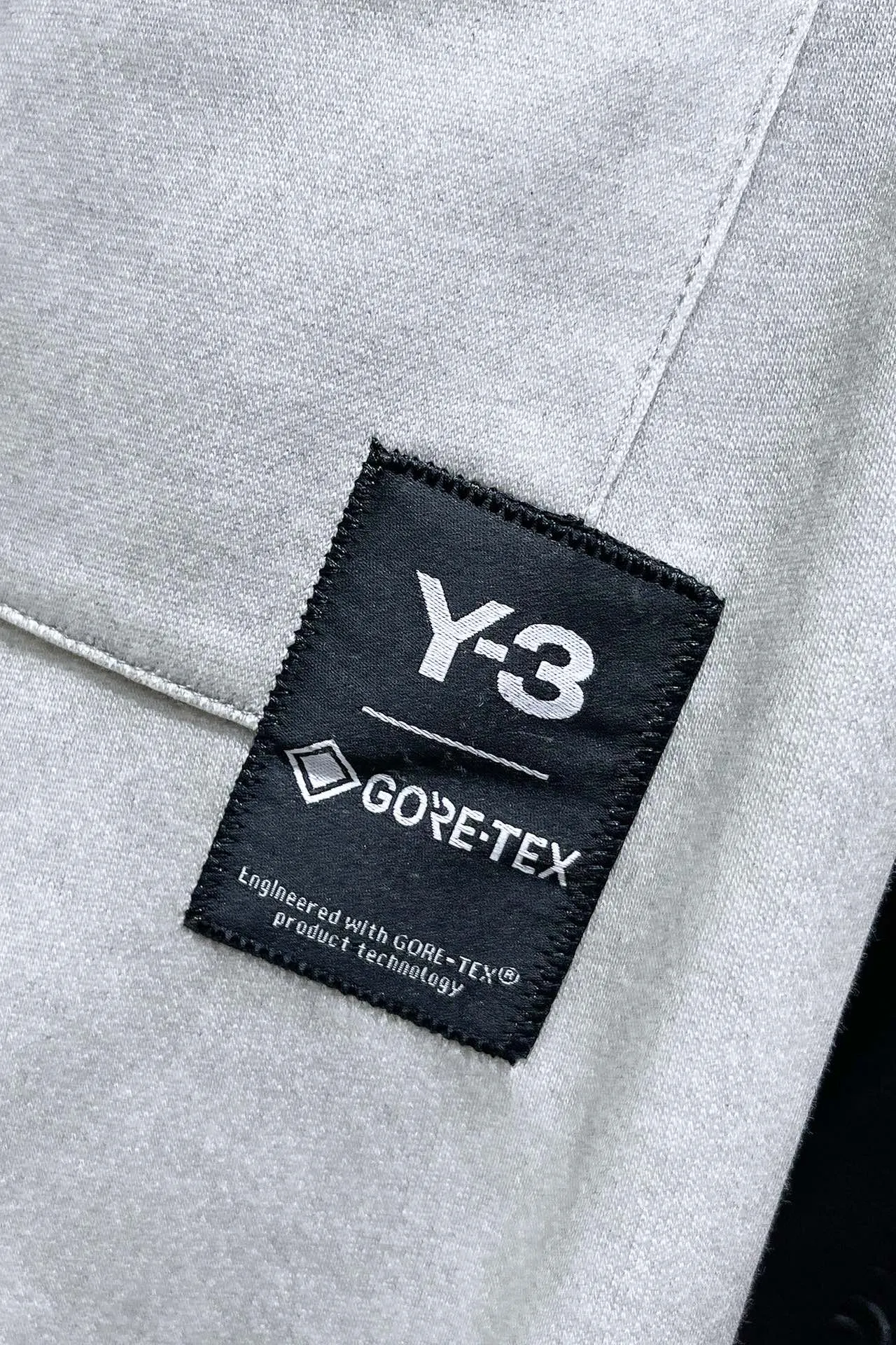 Y 3 Complete three standards 2026 summer New Arrival men's casual shorts, advanced custom-made Breathable fabric Breathable fabric with high elasticity and comfort, impeccable details, top-grade accessories, original logo design concept, delicate and soft feel! The upper body fit is awesome! Size: M-XXXL Please state your height and weight when ordering