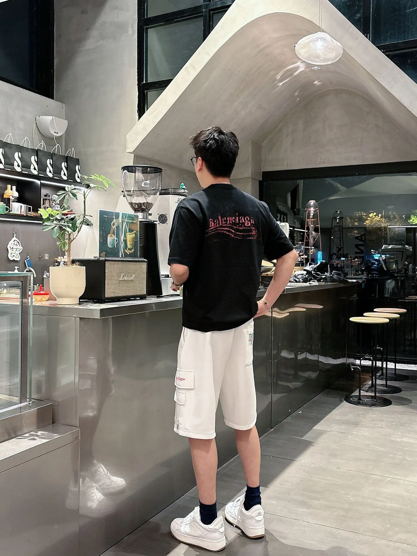 Y 3 Complete three standards 2026 summer New Arrival men's casual shorts, advanced custom-made Breathable fabric Breathable fabric with high elasticity and comfort, impeccable details, top-grade accessories, original logo design concept, delicate and soft feel! The upper body fit is awesome! Size: M-XXXL Please state your height and weight when ordering