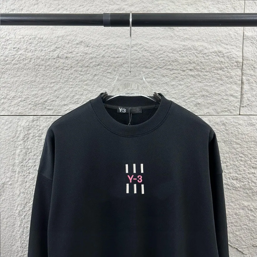 Y 3*Yamamoto*Yoji 2026 Early Autumn and Winter New Arrival Simple Embroidery Technology Customized Terry Fabric Long Sleeve Round Neck Sweatshirt Men and Women Same Style Color: Black White Size: S (90-130kg) M (120-150kg) L (140-165kg) XL (160-180kg) XXL (180kg)