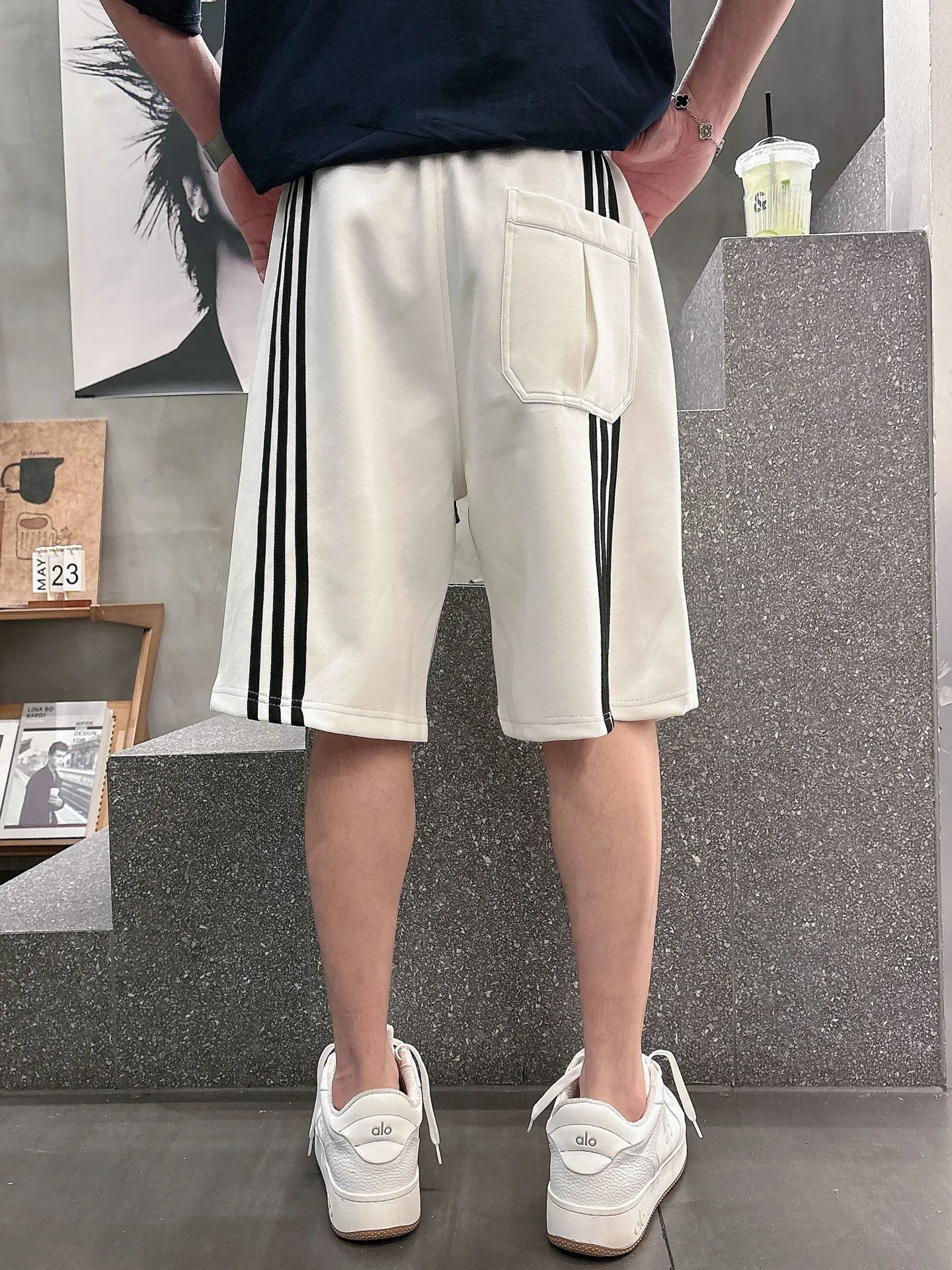Y 3 Complete three standards 2026 summer New Arrival men's casual shorts, advanced custom-made Breathable fabric Breathable fabric with high elasticity and comfort, impeccable details, top-grade accessories, original logo design concept, delicate and soft feel! The upper body fit is awesome! Size: M-XXXL Please state your height and weight when ordering