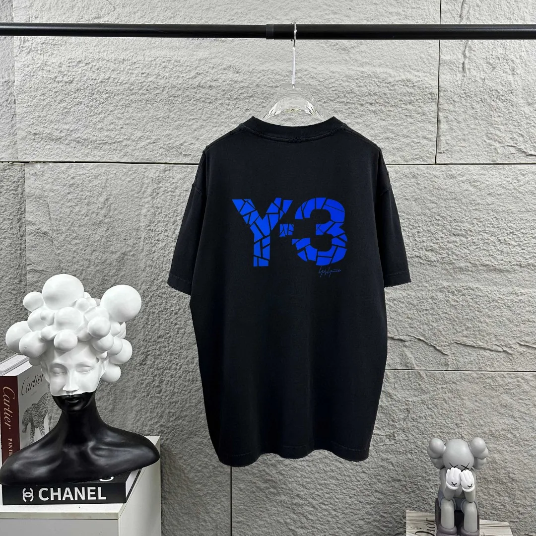 Y 3* Yamamoto Yo*ji 2026 Spring and Summer New Arrival Heavy-duty worn washed style with distressed letters three-dimensional flocking technology Customized pure cotton fabric Short-sleeved T-shirt Men and women Same Style Color: Washed gray Washed purple Washed black Washed pink Size: S size (100-140 catties) M size (130-160 catties) L size (150-175 catties) XL size (160-185 pounds) XXL (180 pounds)