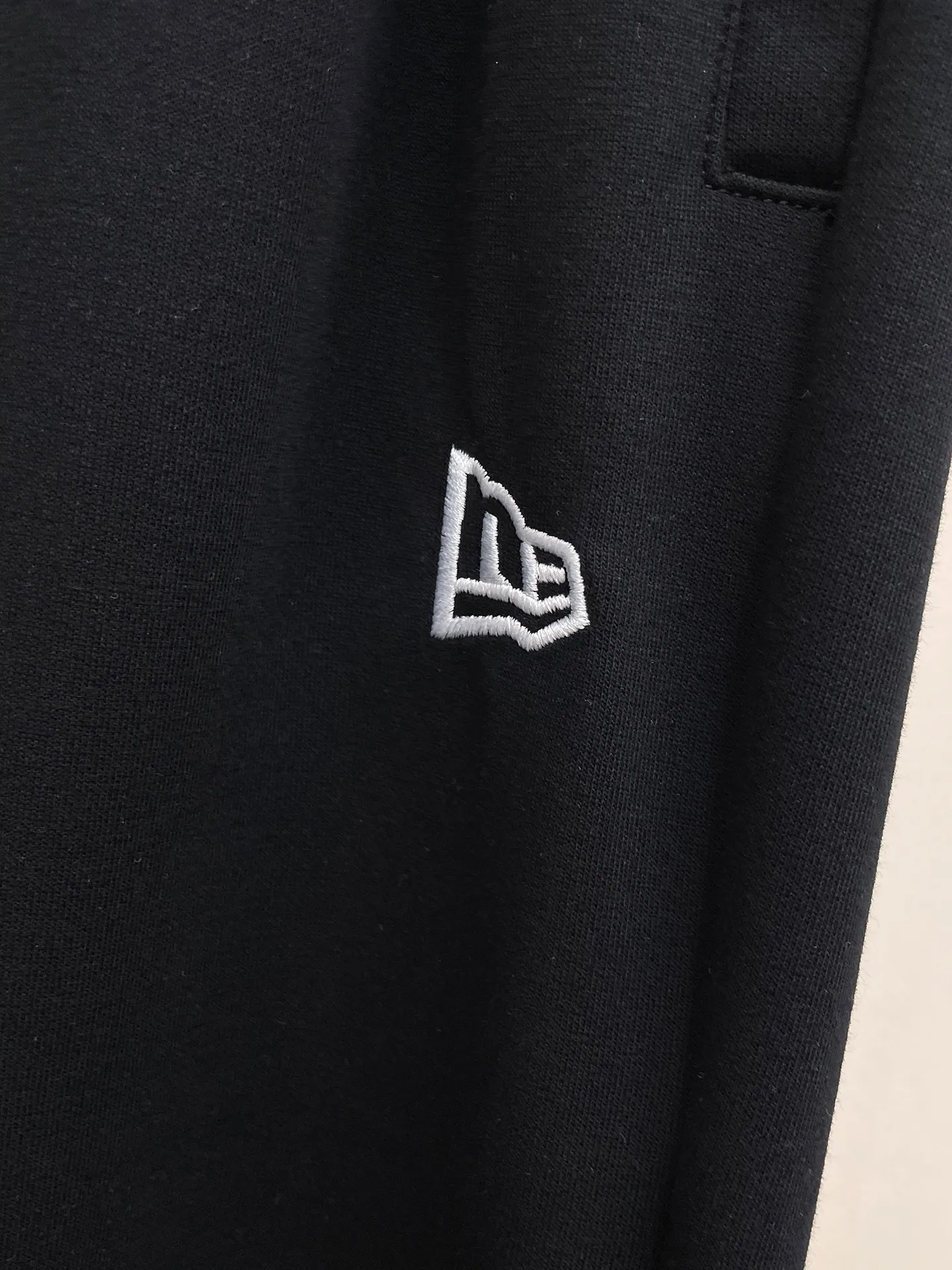 Y 3 Complete three standards 2026 summer New Arrival men's casual shorts, advanced custom-made Breathable fabric Breathable fabric with high elasticity and comfort, impeccable details, top-grade accessories, original logo design concept, delicate and soft feel! The upper body fit is awesome! Size: M-XXXL Please state your height and weight when ordering