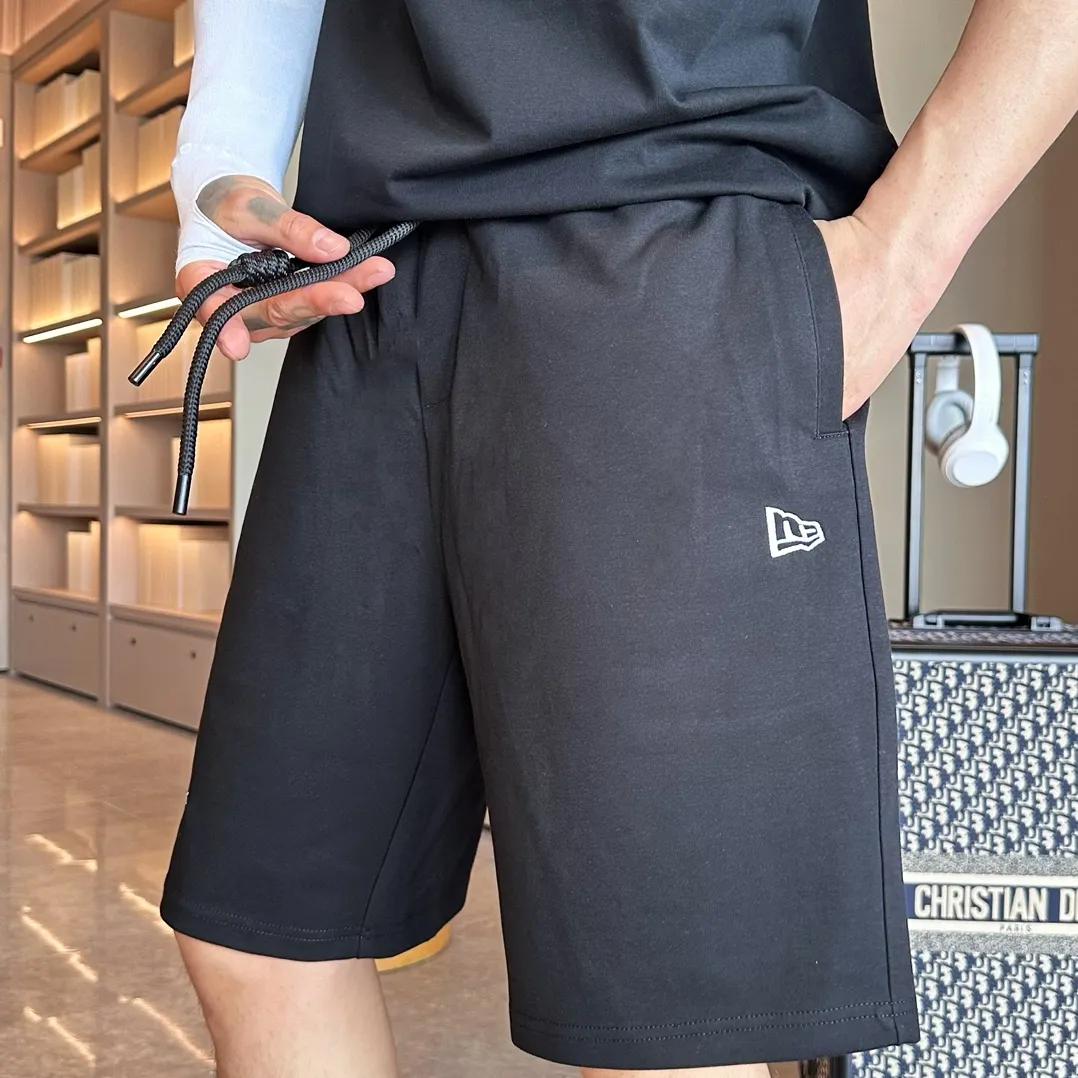 Y 3 Complete three standards 2026 summer New Arrival men's casual shorts, advanced custom-made Breathable fabric Breathable fabric with high elasticity and comfort, impeccable details, top-grade accessories, original logo design concept, delicate and soft feel! The upper body fit is awesome! Size: M-XXXL Please state your height and weight when ordering