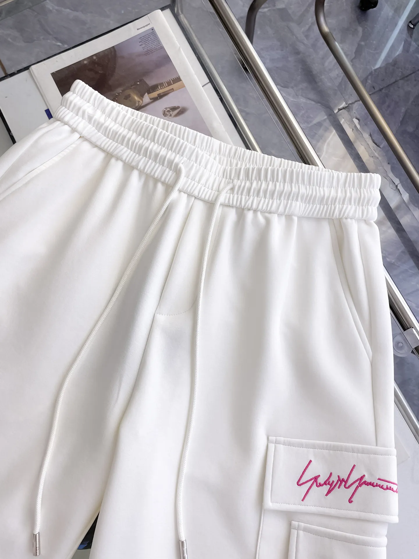 Y 3 Complete three standards 2026 summer New Arrival men's casual shorts, advanced custom-made Breathable fabric Breathable fabric with high elasticity and comfort, impeccable details, top-grade accessories, original logo design concept, delicate and soft feel! The upper body fit is awesome! Size: M-XXXL Please state your height and weight when ordering