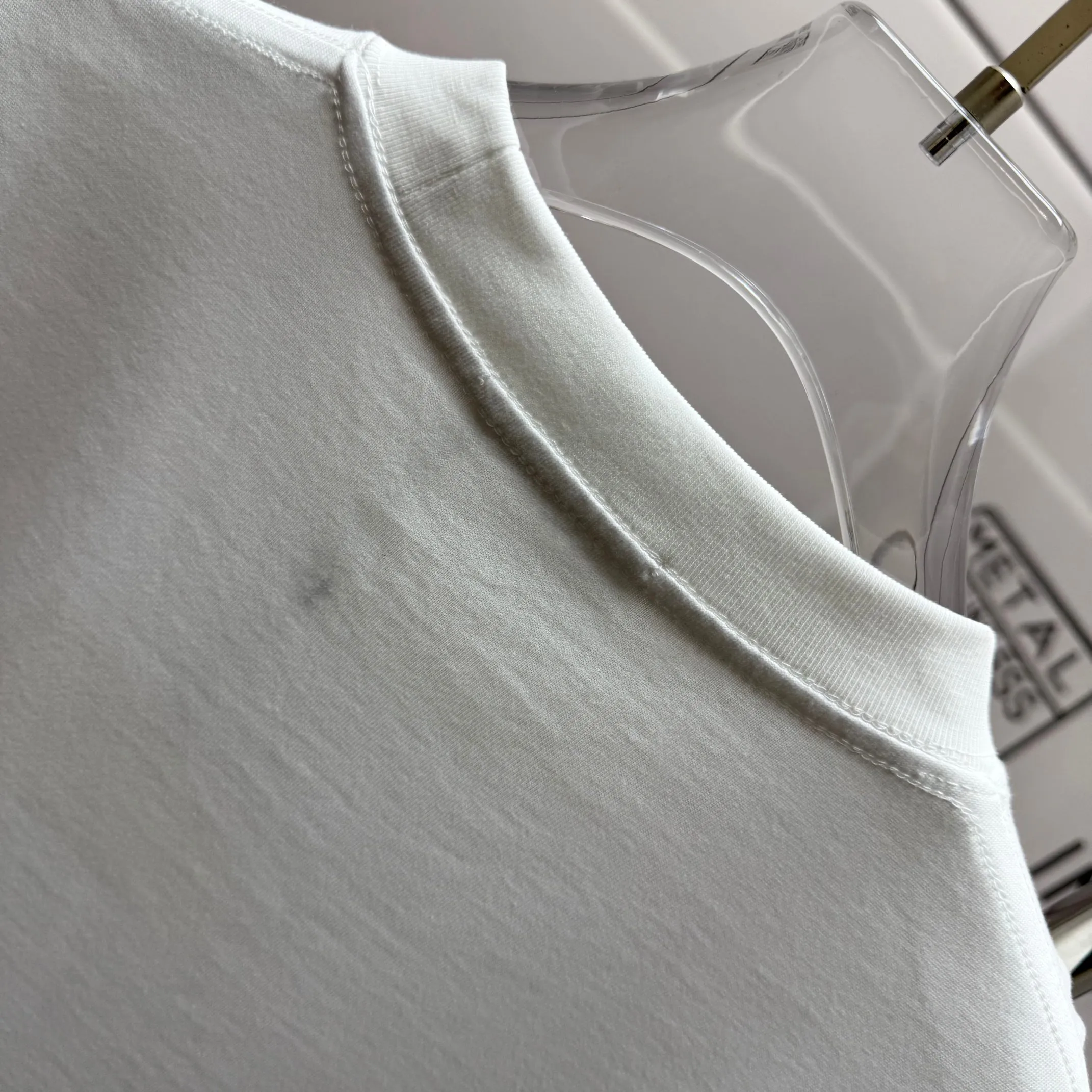 # 90 Y 3*Yamamoto*Yoji 2025 Spring and Summer New Arrival Simple signature letter thick plate silicone three-dimensional craftsmanship Y-3 Customized double yarn plain cotton fabric Short-sleeved T-shirt Men and women Same Style Size: S (90-130 pounds) M (120-150 pounds) L (140-165 pounds) XL (160-180 pounds) XXL (180 pounds) Color: Black White