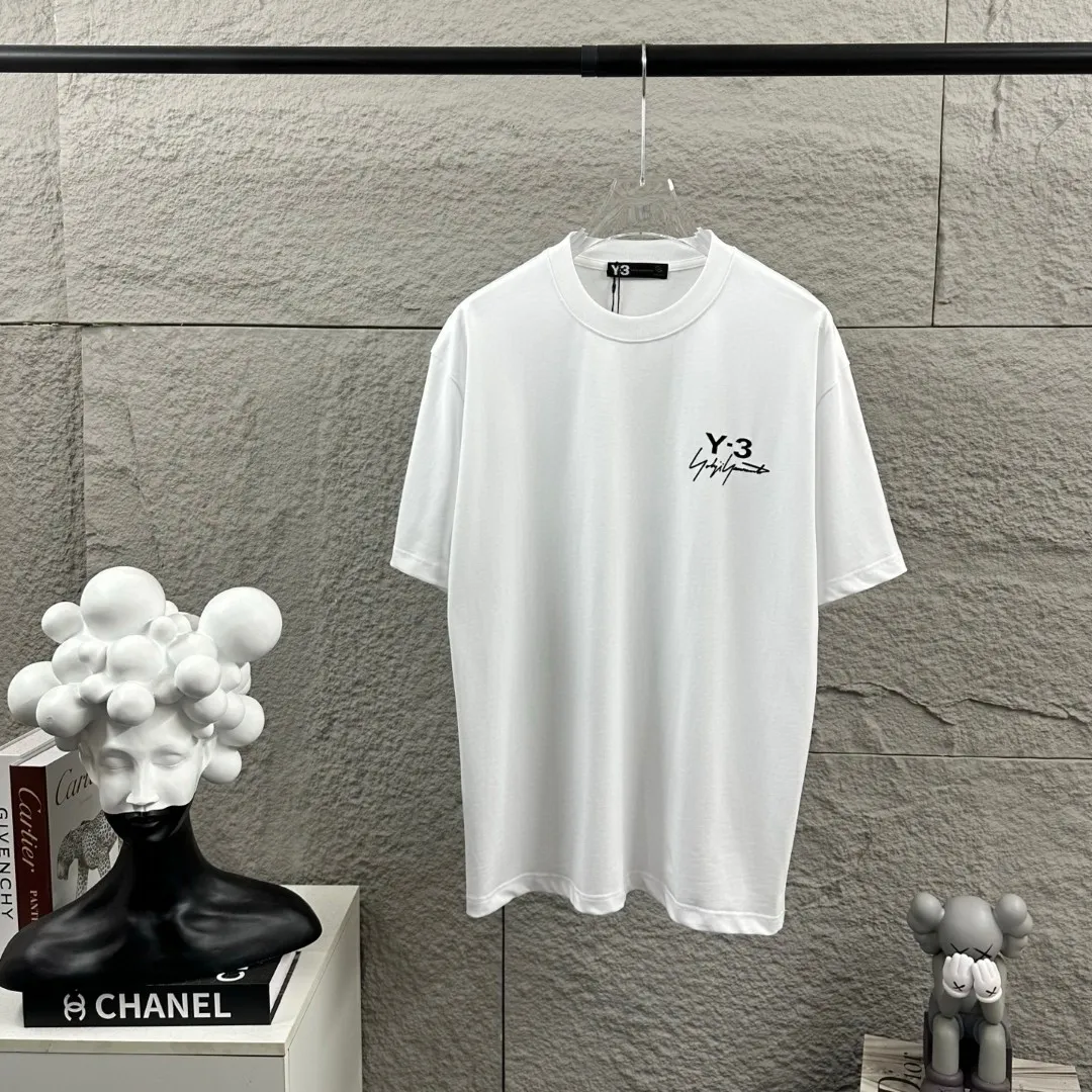 Y 3*Yamamoto*Yoji 2026 Spring and Summer New Arrival Simple signature letters three-dimensional flocking technology Y-3 Customized double yarn plain cotton fabric Short-sleeved T-shirt Men and women Same Style Color: Black White Angora Red Size: S (90-130 pounds) M (120-150 pounds) L (140-165 pounds) XL (160-180 pounds) XXL (180 pounds)