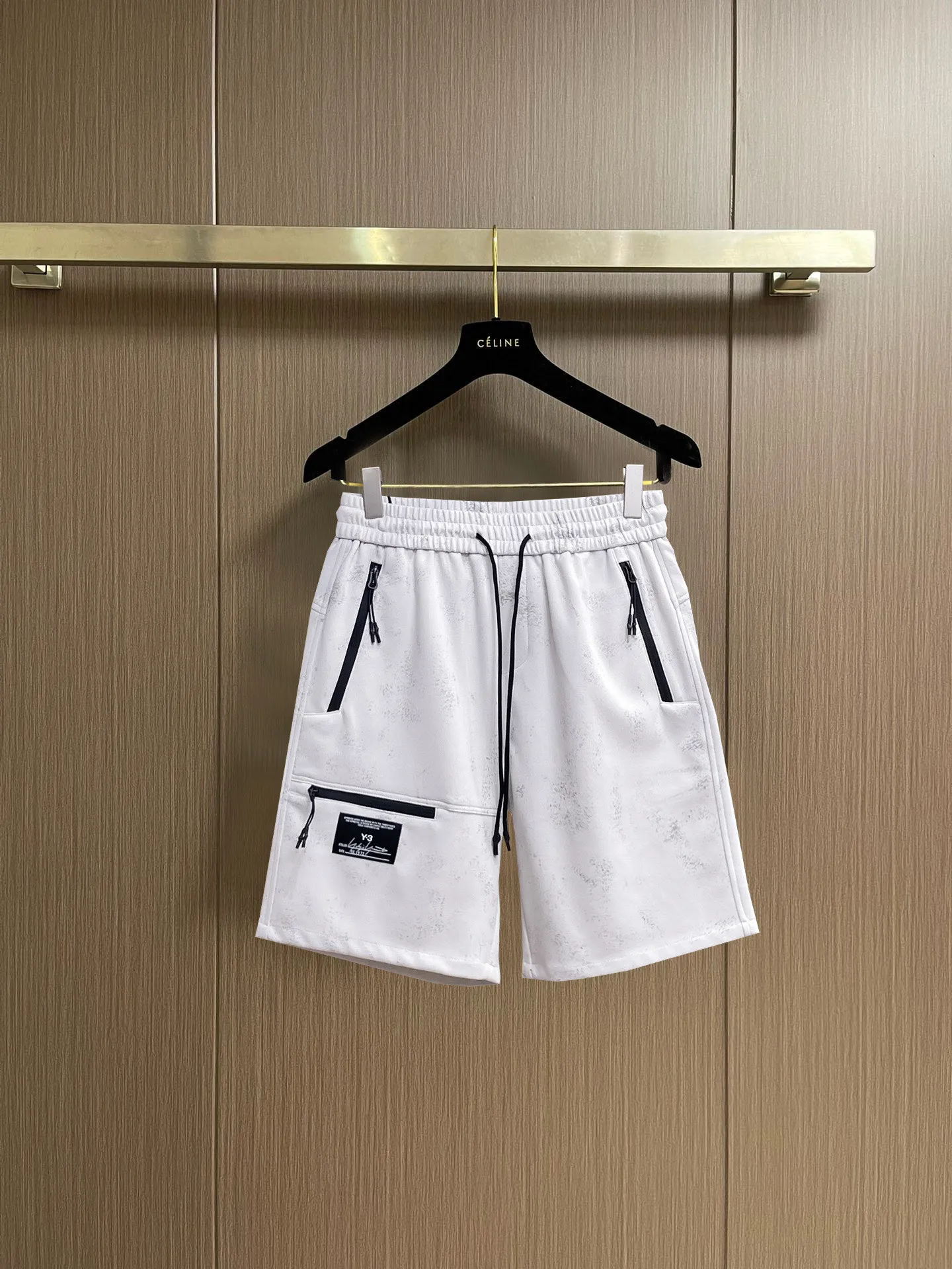 Y 3 Complete three standards 2026 summer New Arrival men's casual shorts, advanced custom-made Breathable fabric Breathable fabric with high elasticity and comfort, impeccable details, top-grade accessories, original logo design concept, delicate and soft feel! The upper body fit is awesome! Size: M-XXXL Please state your height and weight when ordering