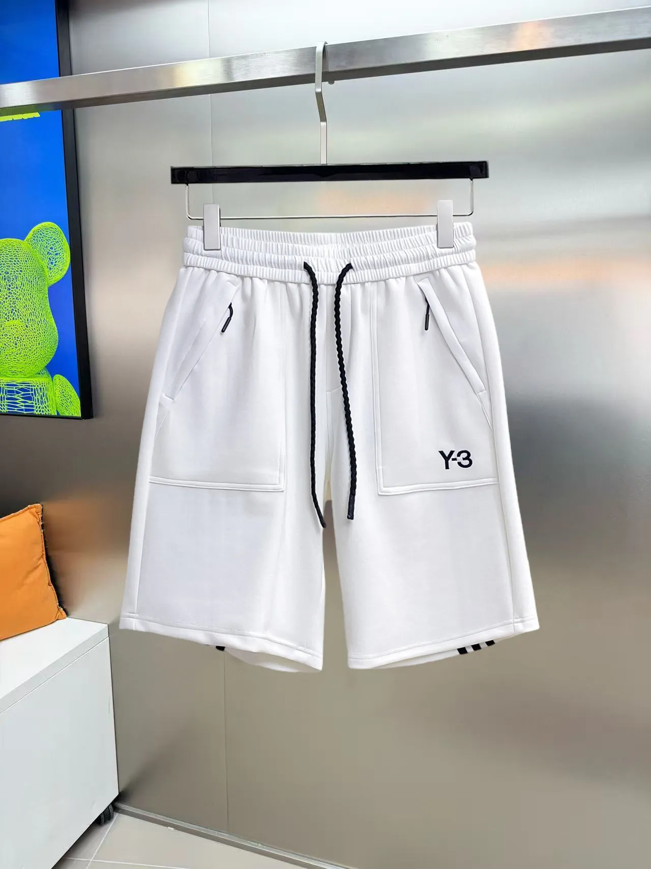 Y 3 Complete three standards 2026 summer New Arrival men's casual shorts, advanced custom-made Breathable fabric Breathable fabric with high elasticity and comfort, impeccable details, top-grade accessories, original logo design concept, delicate and soft feel! The upper body fit is awesome! Size: M-XXXL Please state your height and weight when ordering