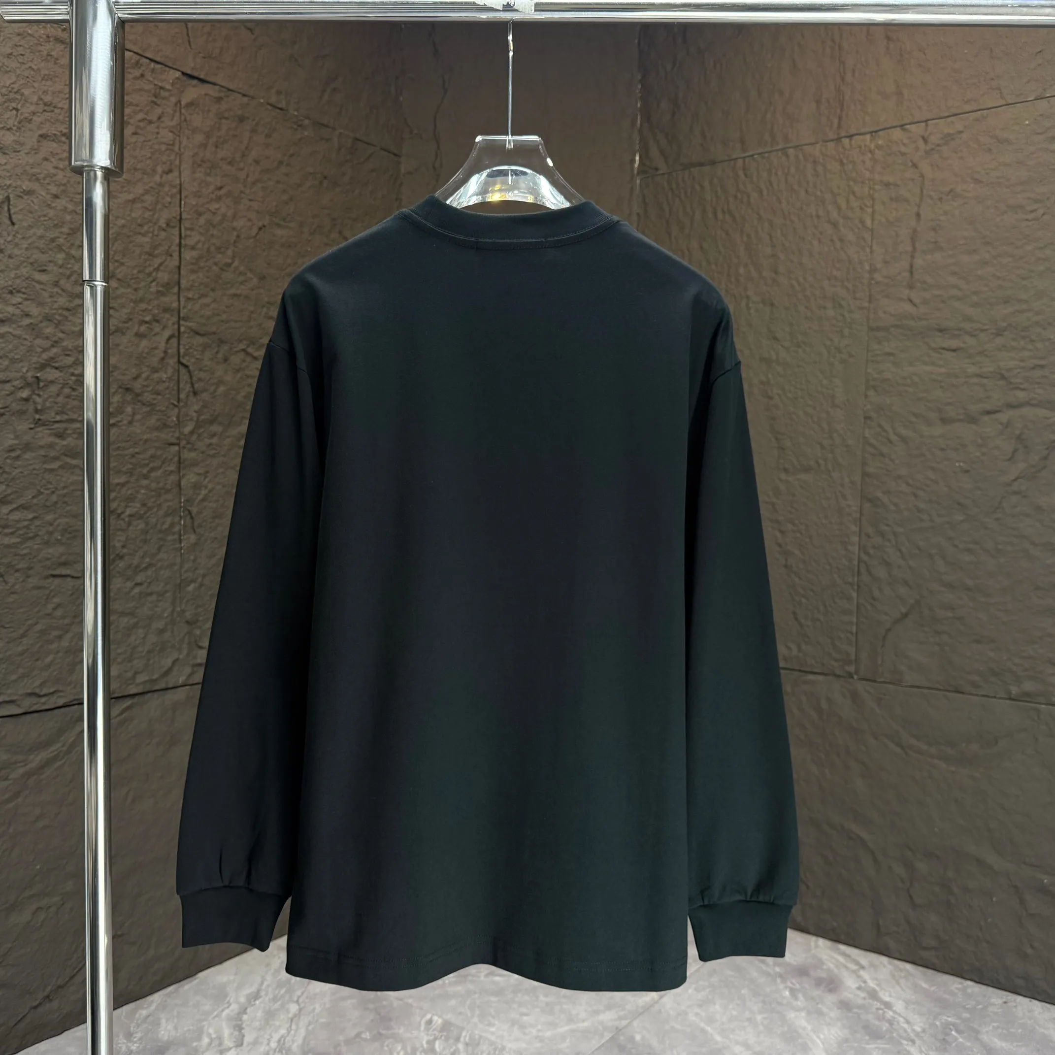 Y 3 Yohji Yamamoto 2025 Autumn and Winter New Arrival thick long-sleeved T-shirt Gram pure cotton letter logo signature three-dimensional silicone Color: Black White Angora Red Sizes: S M L XL