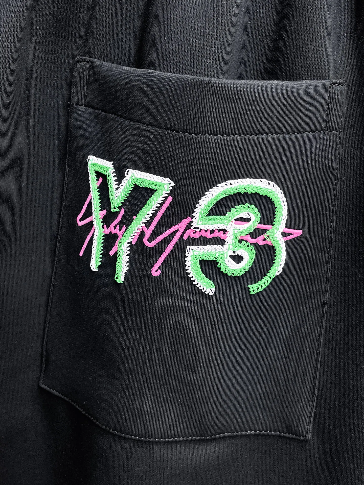 Y 3 Complete three standards 2026 summer New Arrival men's casual shorts, advanced custom-made Breathable fabric Breathable fabric with high elasticity and comfort, impeccable details, top-grade accessories, original logo design concept, delicate and soft feel! The upper body shape is awesome! Size: M-XXXL Please state your height and weight when ordering