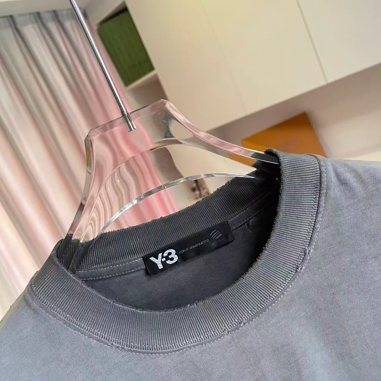 Y-3 2026 Summer New Arrival Washed gradient old and worn Personalized letter logo printing Short-sleeved T-shirt Customized fabric g Men and women Same Style Size: S M L XL XXL Five sizes Color: White Brown Purple Gray