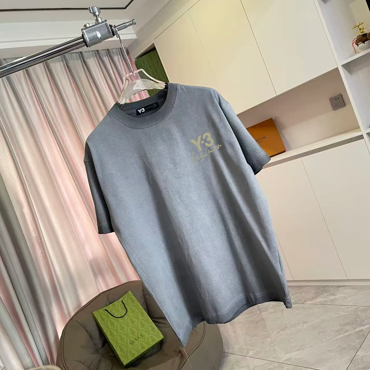 Y-3 2026 Summer New Arrival Washed, distressed, personalized letter logo print, short-sleeved T-shirt, customized fabric g Men and women Same Style Size: S M L XL XXL Five sizes Color: White Brown Purple Gray