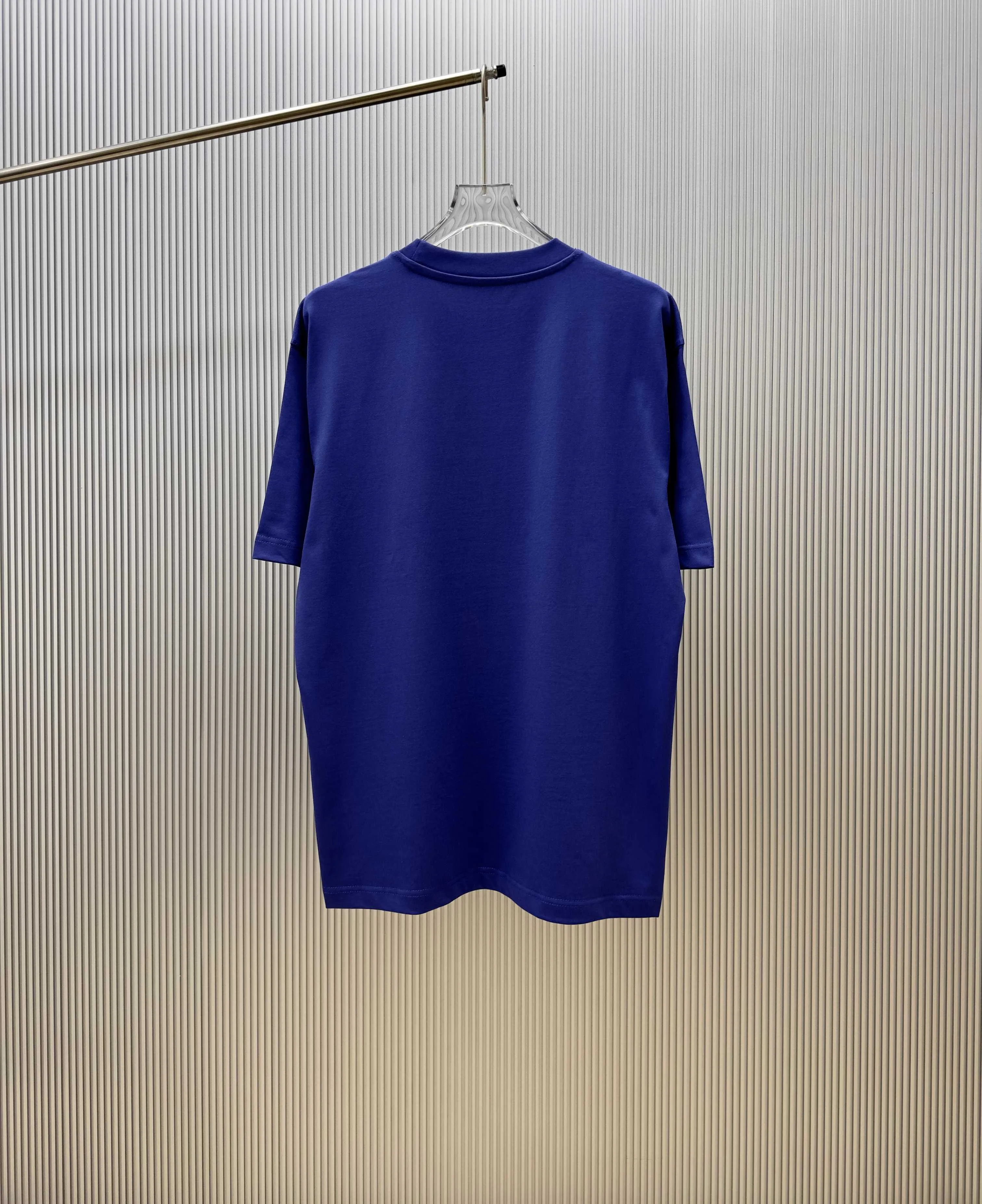 (Strictly control Quality) Style: Yamamoto-Yoji.Y-3 short-sleeved T-shirt Fabric: Double weight yarn 100% cotton Rib: Weight Sorona 1*1 trendy brand Process: Printing Color: White Night Blue Cool Blue Blue Floral Gray Black Size: M—4XL No gender distinction Men and women Same Style