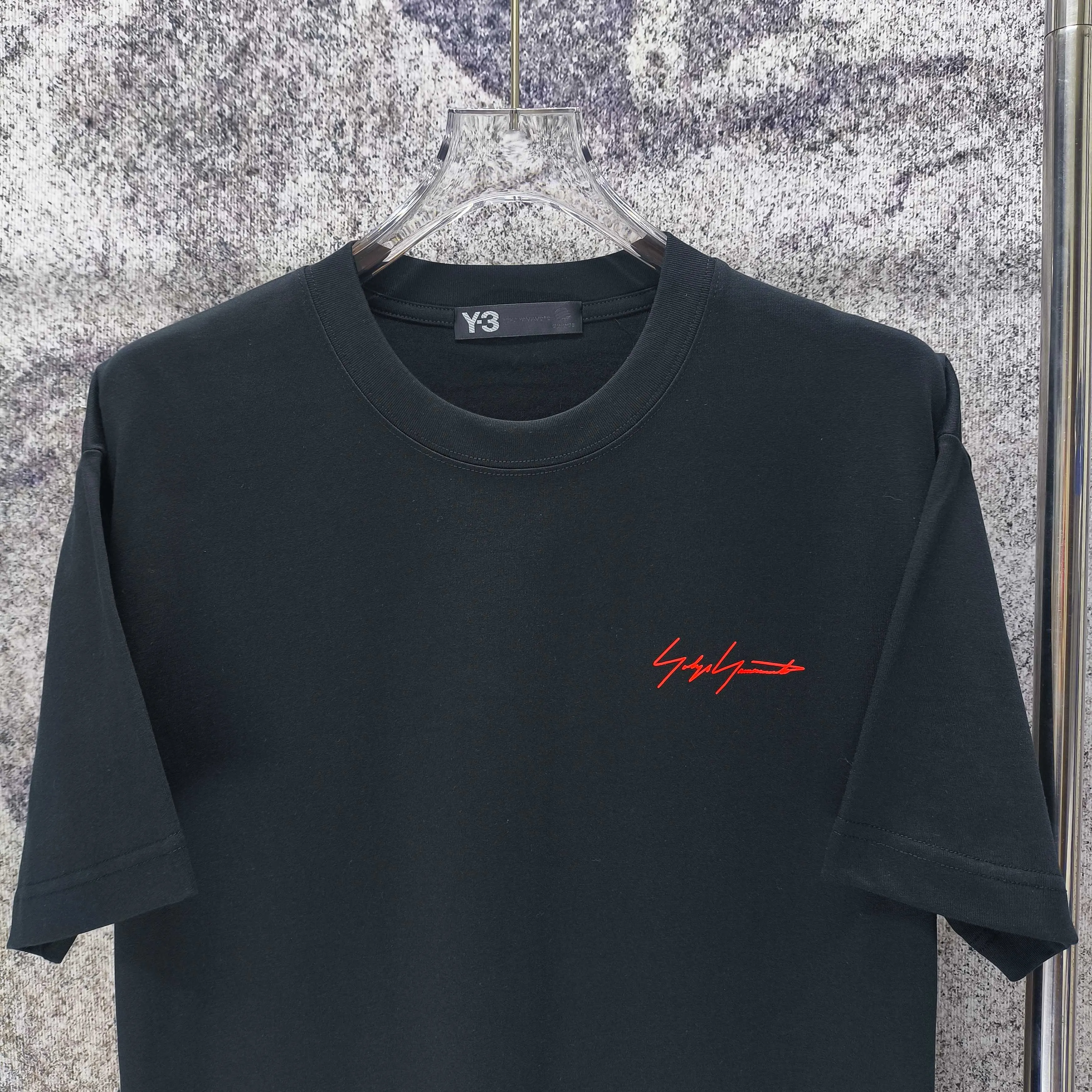 Y 3 Yohji Yamamoto 2026New Arrival Three-dimensional thick rubber logo short-sleeved T-shirt Loose fit for men and women Same Style Size S M L XL XXL Black White Gray