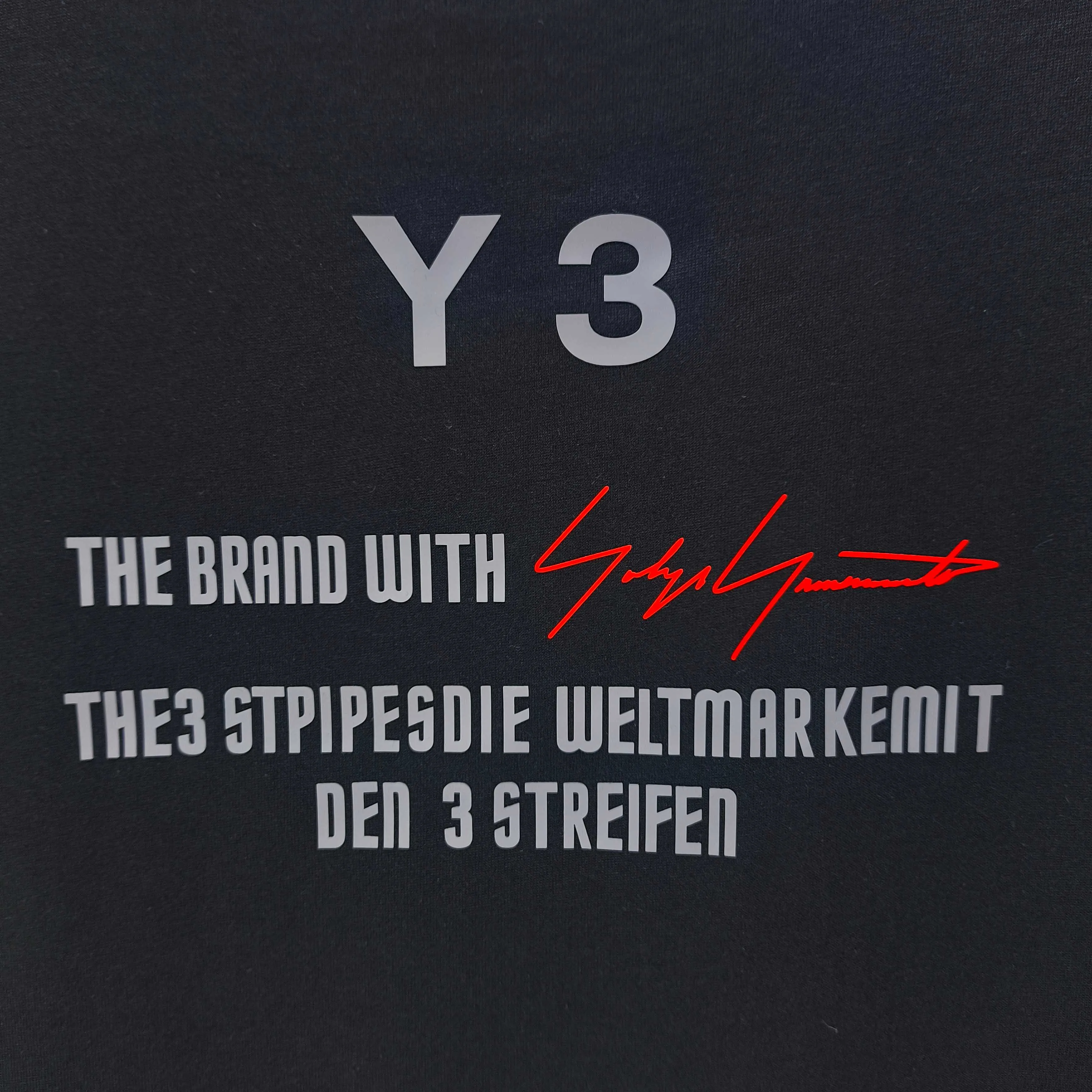 Y 3 Yohji Yamamoto 2026New Arrival Three-dimensional thick rubber logo short-sleeved T-shirt Loose fit for men and women Same Style Size S M L XL XXL Black White Gray