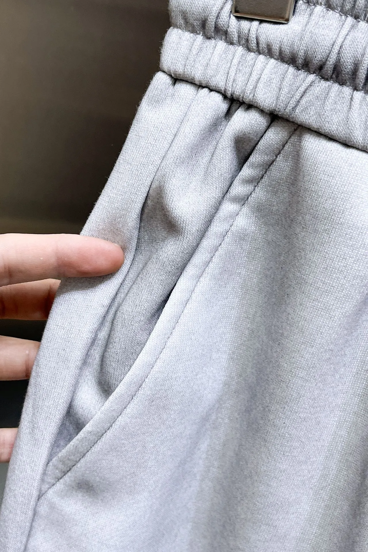 Y 3 Complete three standards 2026 summer New Arrival men's casual shorts, advanced custom-made Breathable fabric Breathable fabric with high elasticity and comfort, impeccable details, top-grade accessories, original logo design concept, delicate and soft feel! The upper body fit is awesome! Size: M-XXXL Please state your height and weight when ordering
