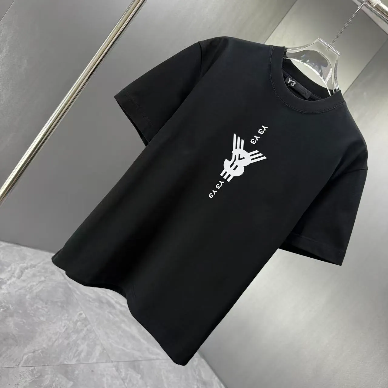Y 3 Yohji Yamamoto 2026 Spring and Summer New Arrival short-sleeved T-shirt Customized pure cotton letter logo flocked patch Color: Black White Color Sizes: S M L XL XXL