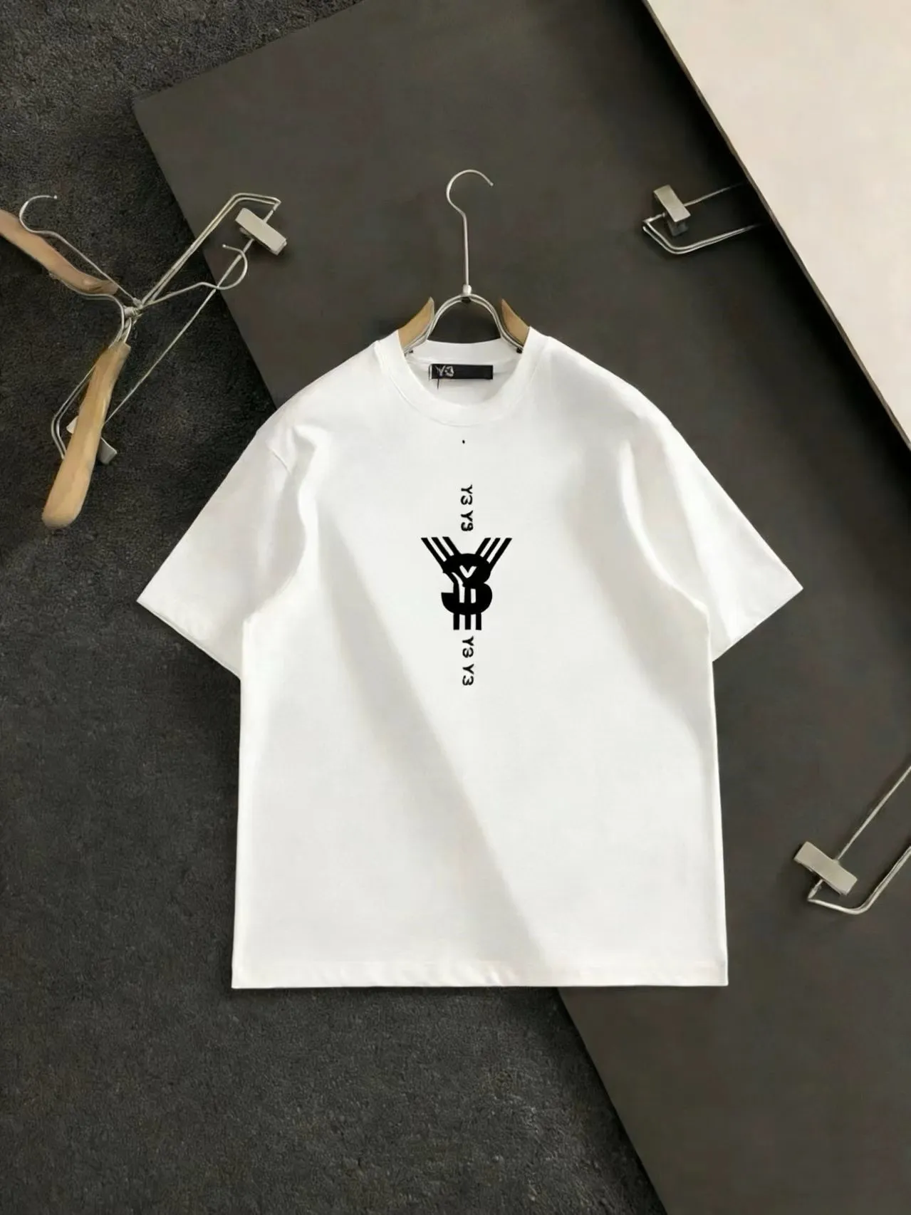 Y 3 Yohji Yamamoto 2026 Spring and Summer New Arrival short-sleeved T-shirt Customized pure cotton letter logo printing Color: Black White Sizes: M-XXXL