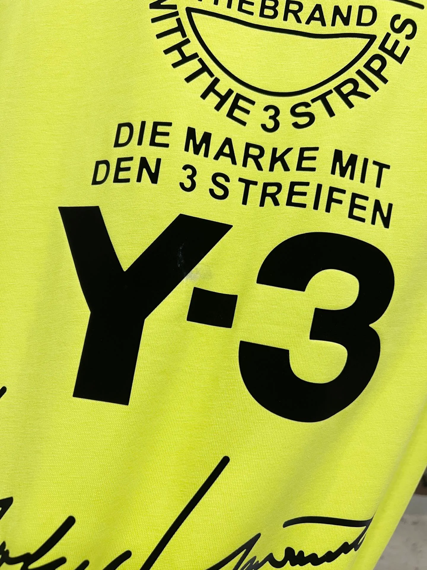 Y 3*Yamamoto*Yoji 2026 Spring and Summer New Arrival Simple signature letter three-dimensional craftsmanship Y-3 Customized double yarn plain cotton fabric Short-sleeved T-shirt Men and women Same Style Loose version Size S M L