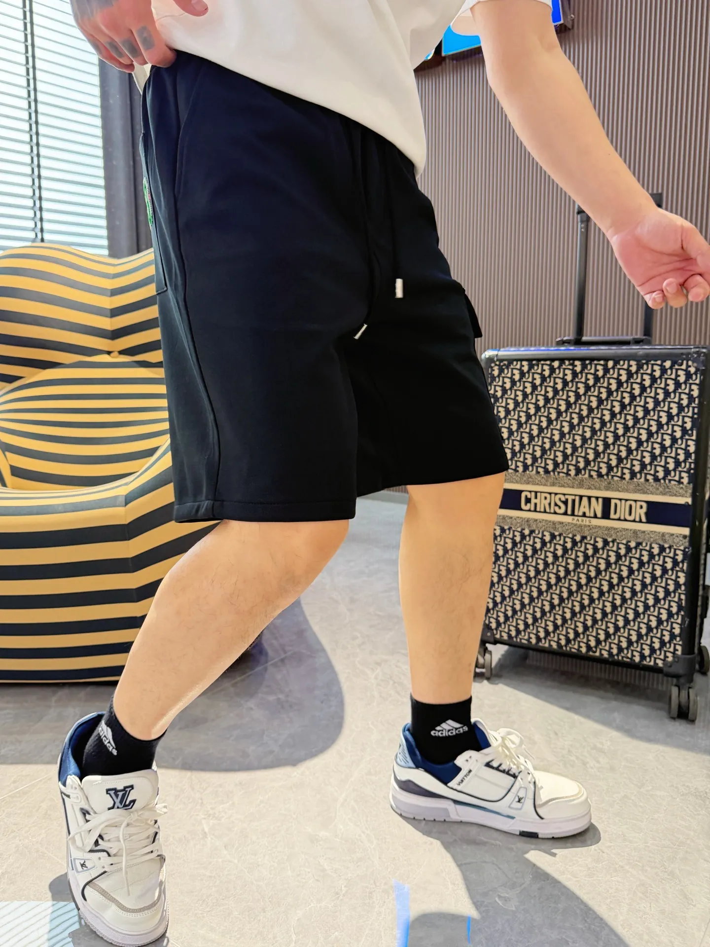 Y 3 Complete three standards 2026 summer New Arrival men's casual shorts, advanced custom-made Breathable fabric Breathable fabric with high elasticity and comfort, impeccable details, top-grade accessories, original logo design concept, delicate and soft feel! The upper body shape is awesome! Size: M-XXXL Please state your height and weight when ordering