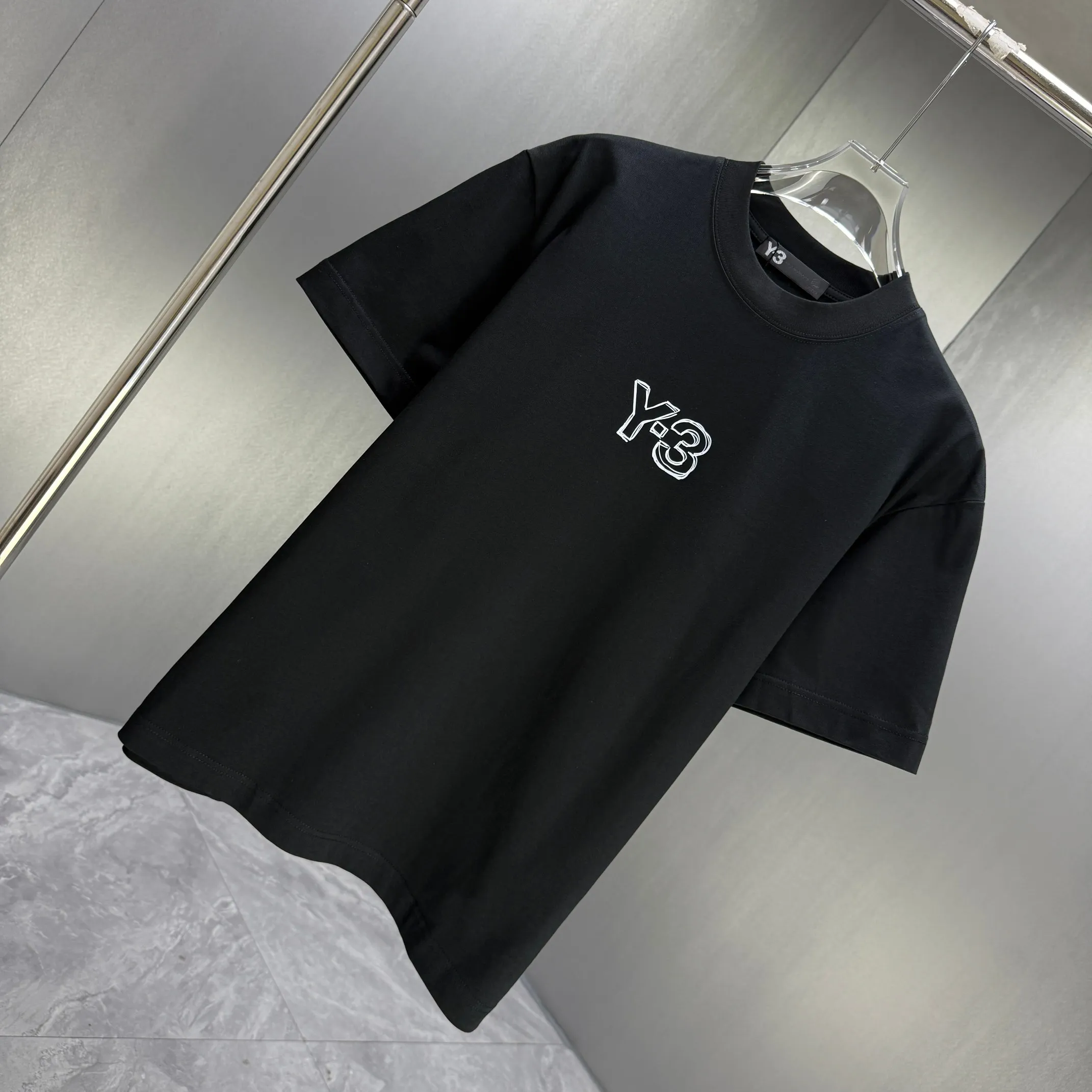 Y 3 Yohji Yamamoto 2026 Spring and Summer New Arrival short-sleeved T-shirt Customized cotton letter logo printing Color: Black White Color Sizes: S M L XL XXL