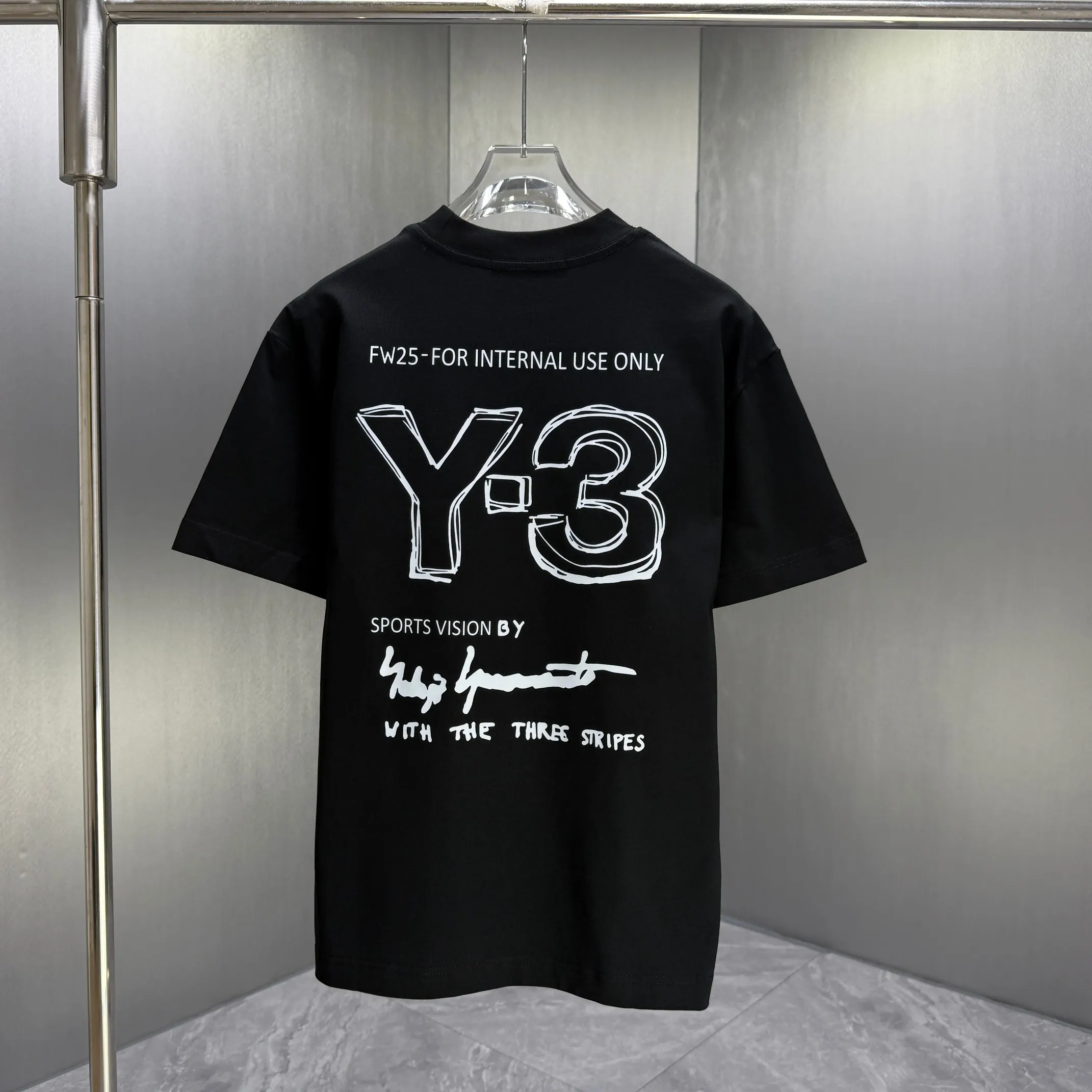 Y 3 Yohji Yamamoto 2026 Spring and Summer New Arrival short-sleeved T-shirt Customized cotton letter logo printing Color: Black White Color Sizes: S M L XL XXL