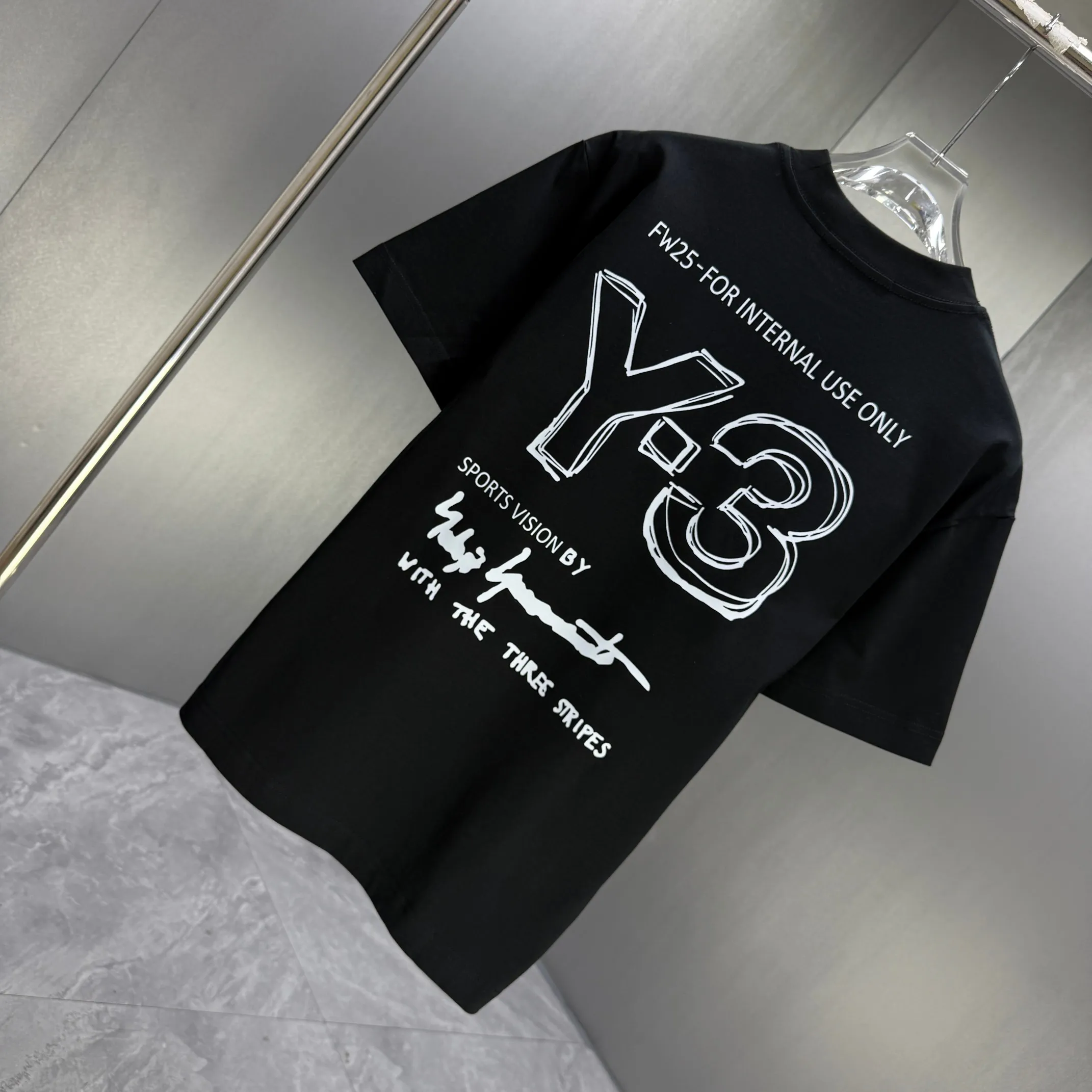 Y 3 Yohji Yamamoto 2026 Spring and Summer New Arrival short-sleeved T-shirt Customized cotton letter logo printing Color: Black White Color Sizes: S M L XL XXL