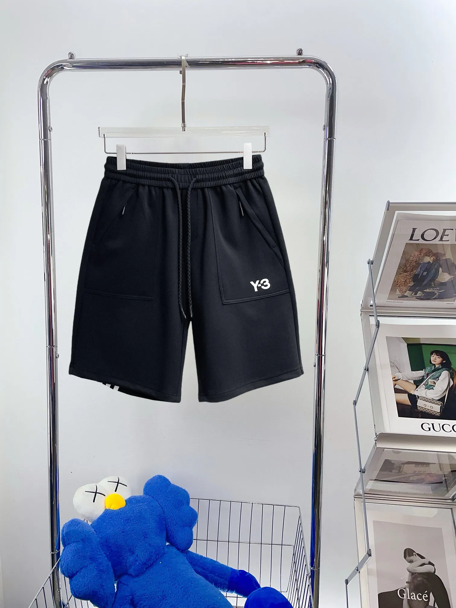Y 3 Complete three standards 2026 summer New Arrival men's casual shorts, advanced custom-made Breathable fabric Breathable fabric with high elasticity and comfort, impeccable details, top-grade accessories, original logo design concept, delicate and soft feel! The upper body fit is awesome! Size: M-XXXL Please state your height and weight when ordering
