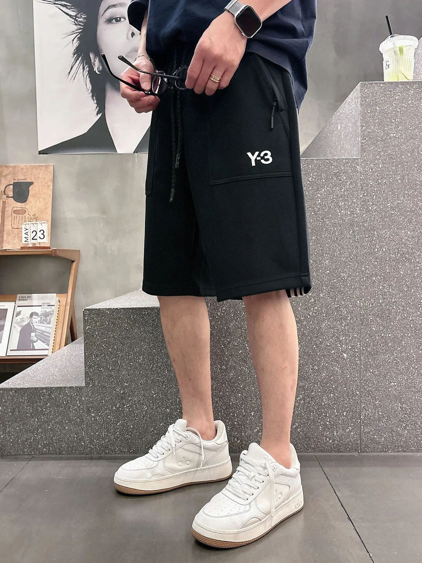 Y 3 Complete three standards 2026 summer New Arrival men's casual shorts, advanced custom-made Breathable fabric Breathable fabric with high elasticity and comfort, impeccable details, top-grade accessories, original logo design concept, delicate and soft feel! The upper body fit is awesome! Size: M-XXXL Please state your height and weight when ordering