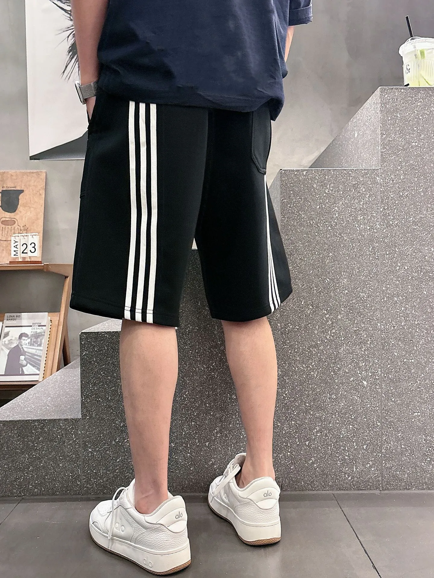 Y 3 Complete three standards 2026 summer New Arrival men's casual shorts, advanced custom-made Breathable fabric Breathable fabric with high elasticity and comfort, impeccable details, top-grade accessories, original logo design concept, delicate and soft feel! The upper body fit is awesome! Size: M-XXXL Please state your height and weight when ordering