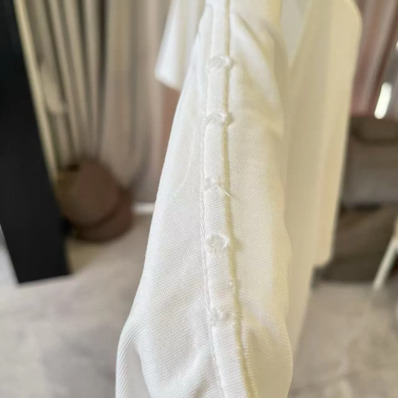 Y-3 2025 Summer New Arrival Washed gradient old and worn Personalized letter logo printing Short-sleeved T-shirt Customized fabric g Men and women Same Style Size: S M L XL XXL Five sizes Color: Black White Gradient black Gradient red