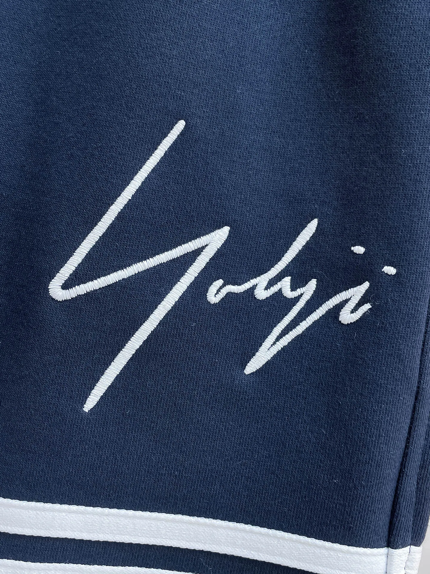 Y 3 [Higher version] The latest products for autumn and winter 2026, available at the counter simultaneously, original goods, fashionable casual trousers and casual pants, using imported original fabrics, top-grade embroidery 🪡 craft letter pattern logo, original hardware accessories decoration, simple yet fashionable, fashionable and handsome upper body, Sizes: M-3XL