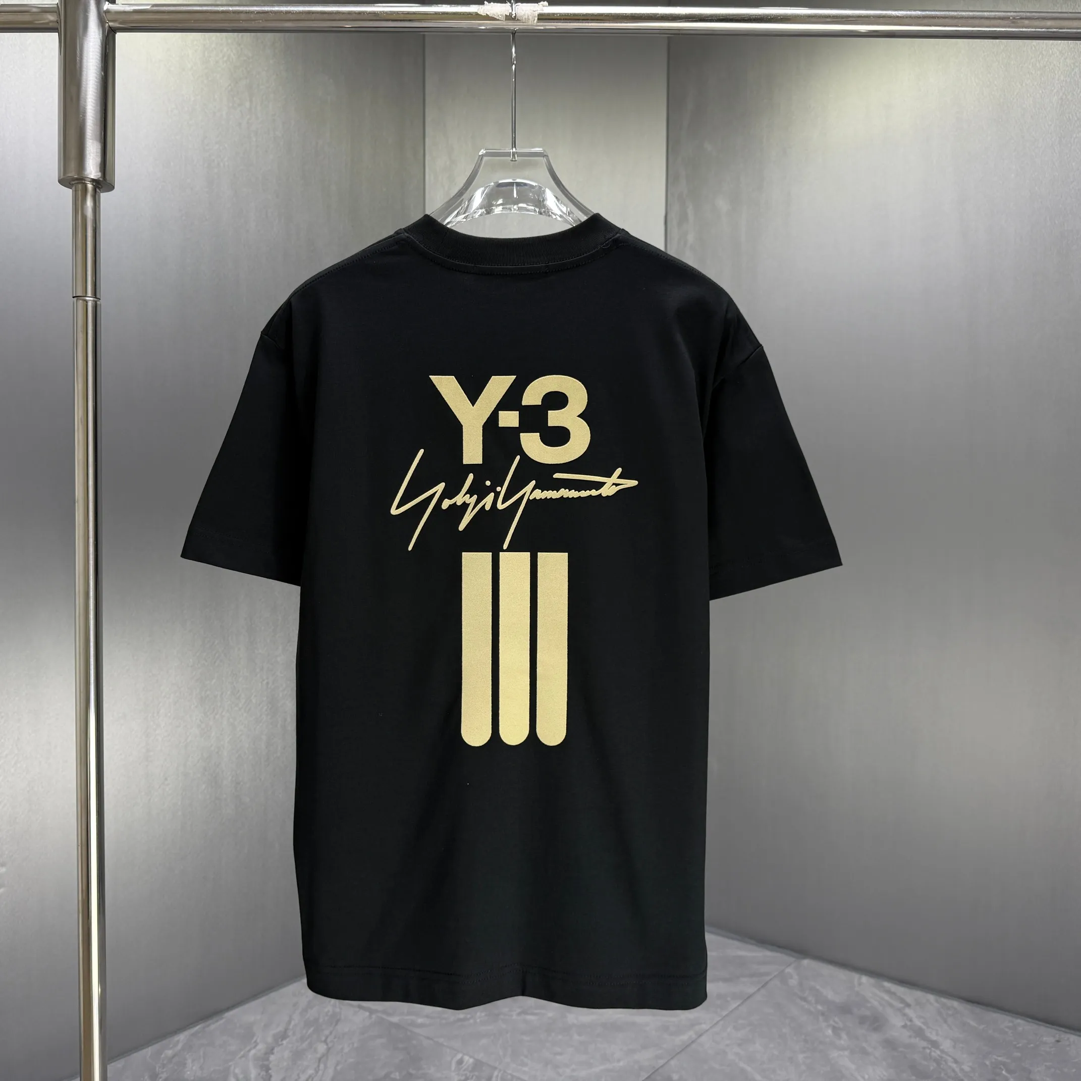 Y 3 Yohji Yamamoto 2026 Spring and Summer New Arrival short-sleeved T-shirt Customized pure cotton letter logo flocking Color: Black White Color Sizes: S M L XL XXL