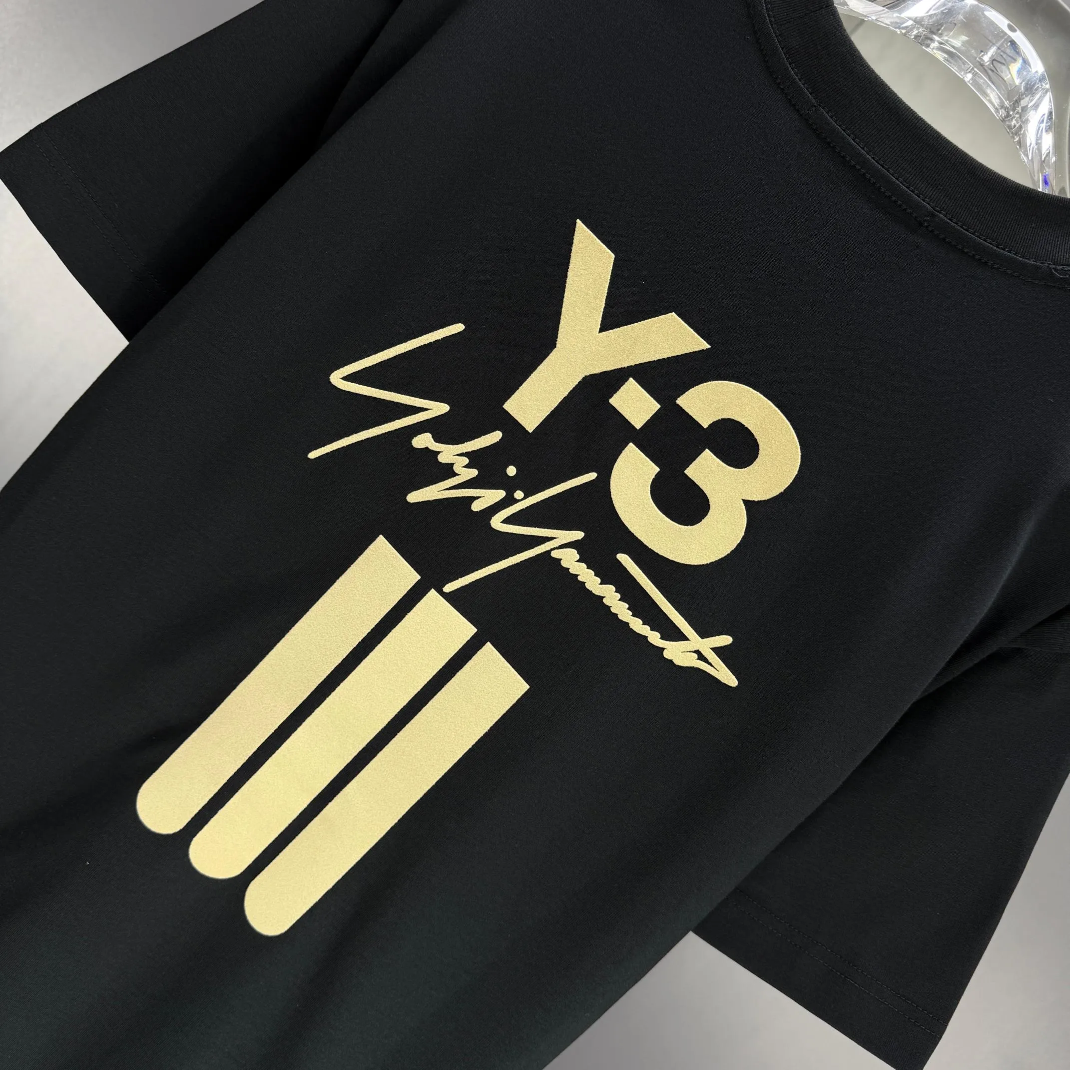 Y 3 Yohji Yamamoto 2026 Spring and Summer New Arrival short-sleeved T-shirt Customized pure cotton letter logo flocking Color: Black White Color Sizes: S M L XL XXL