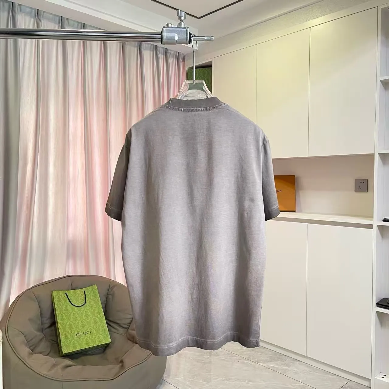 Y-3 2026 Summer New Arrival Washed, distressed, personalized letter logo print, short-sleeved T-shirt, customized fabric g Men and women Same Style Size: S M L XL XXL Five sizes Color: White Brown Purple Gray