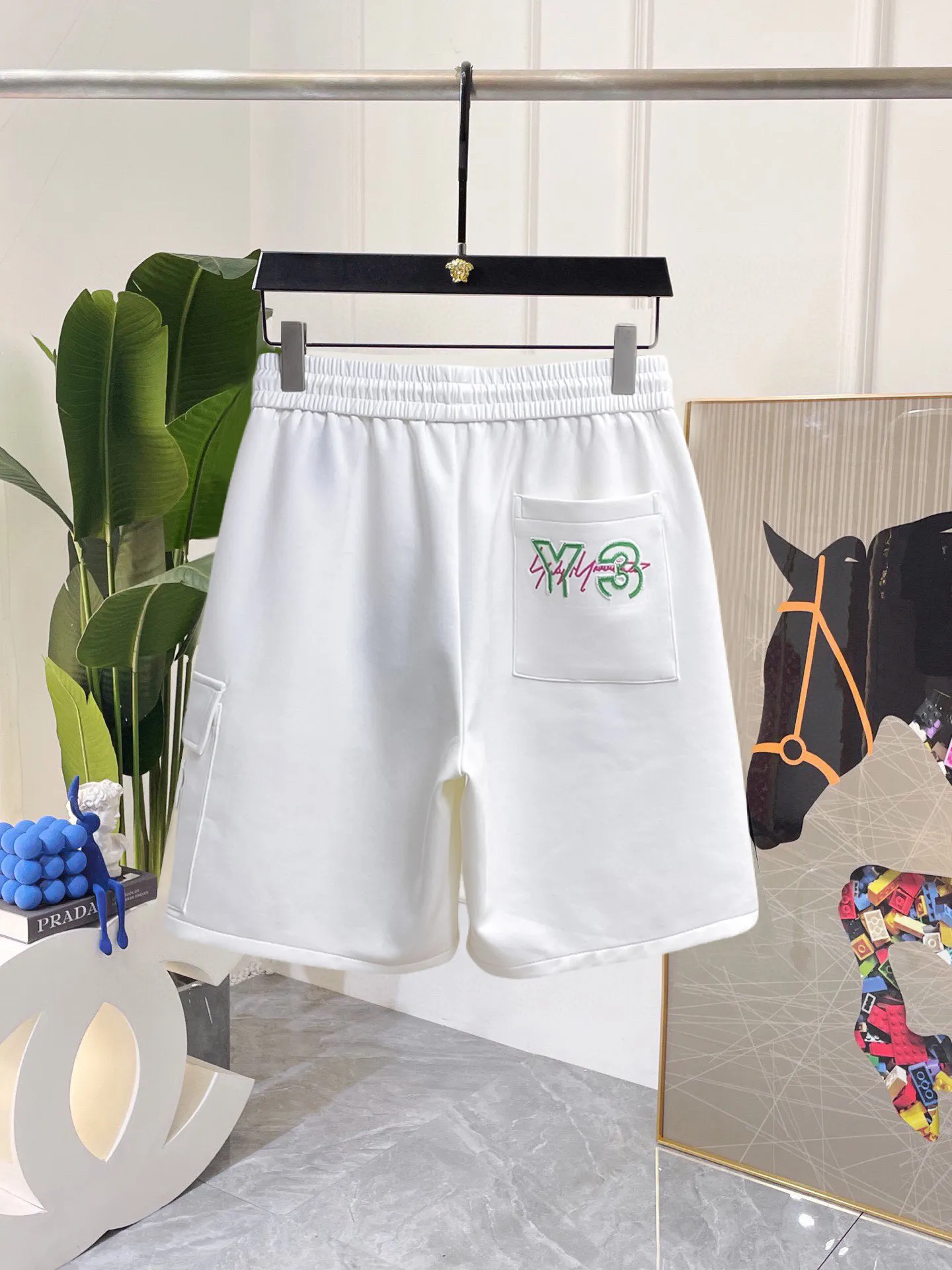 Y 3 Complete three standards 2026 summer New Arrival men's casual shorts, advanced custom-made Breathable fabric Breathable fabric with high elasticity and comfort, impeccable details, top-grade accessories, original logo design concept, delicate and soft feel! The upper body fit is awesome! Size: M-XXXL Please state your height and weight when ordering