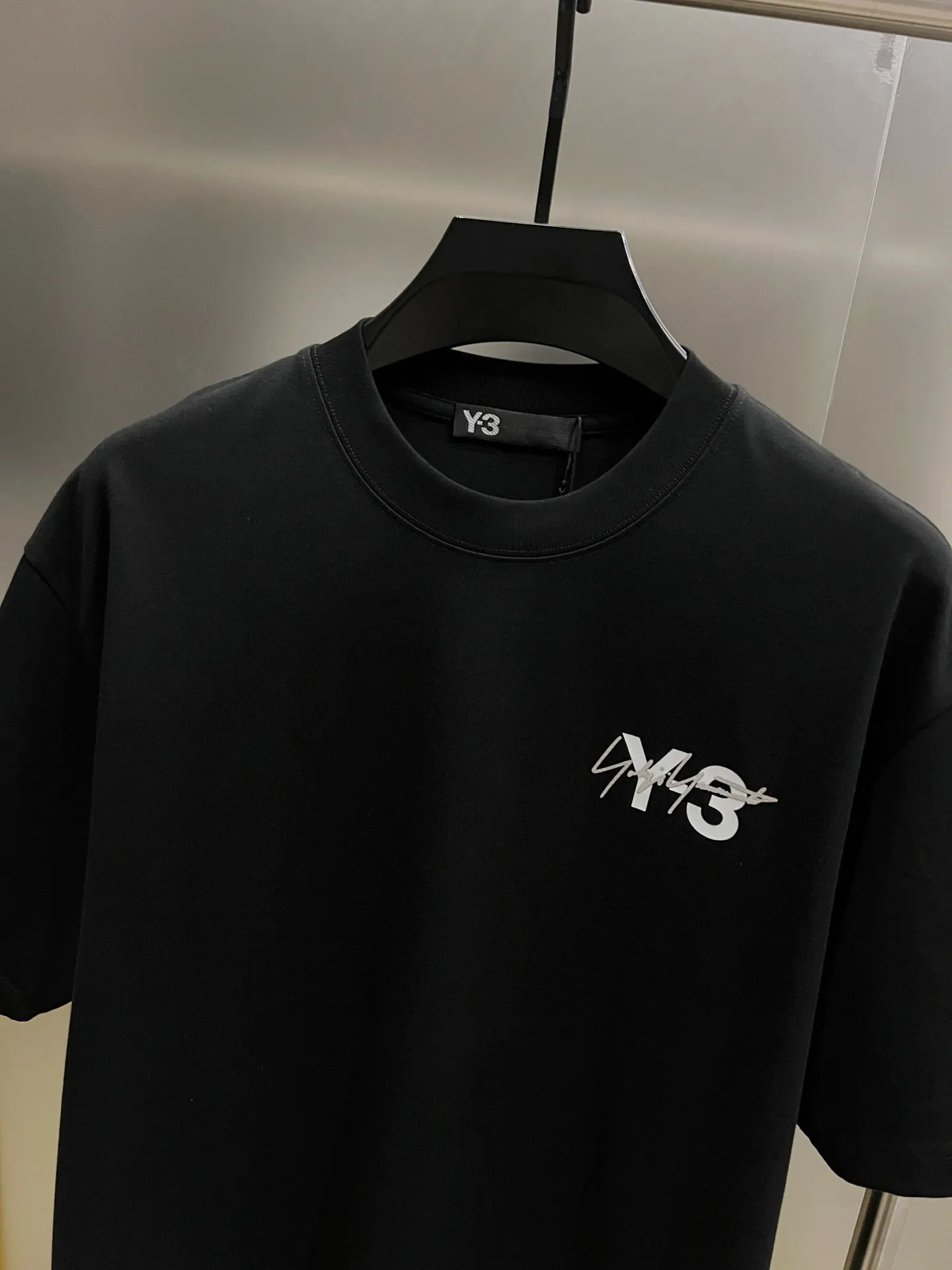 Y 3*Yamamoto*Yoji 2026 Spring and Summer New Arrival Simple signature letters three-dimensional flocking three-dimensional technology Y-3 Customized double yarn plain cotton fabric Short-sleeved T-shirt Men and women Same Style Loose version Size S M L XL XXL Five codes Black White Angora Red