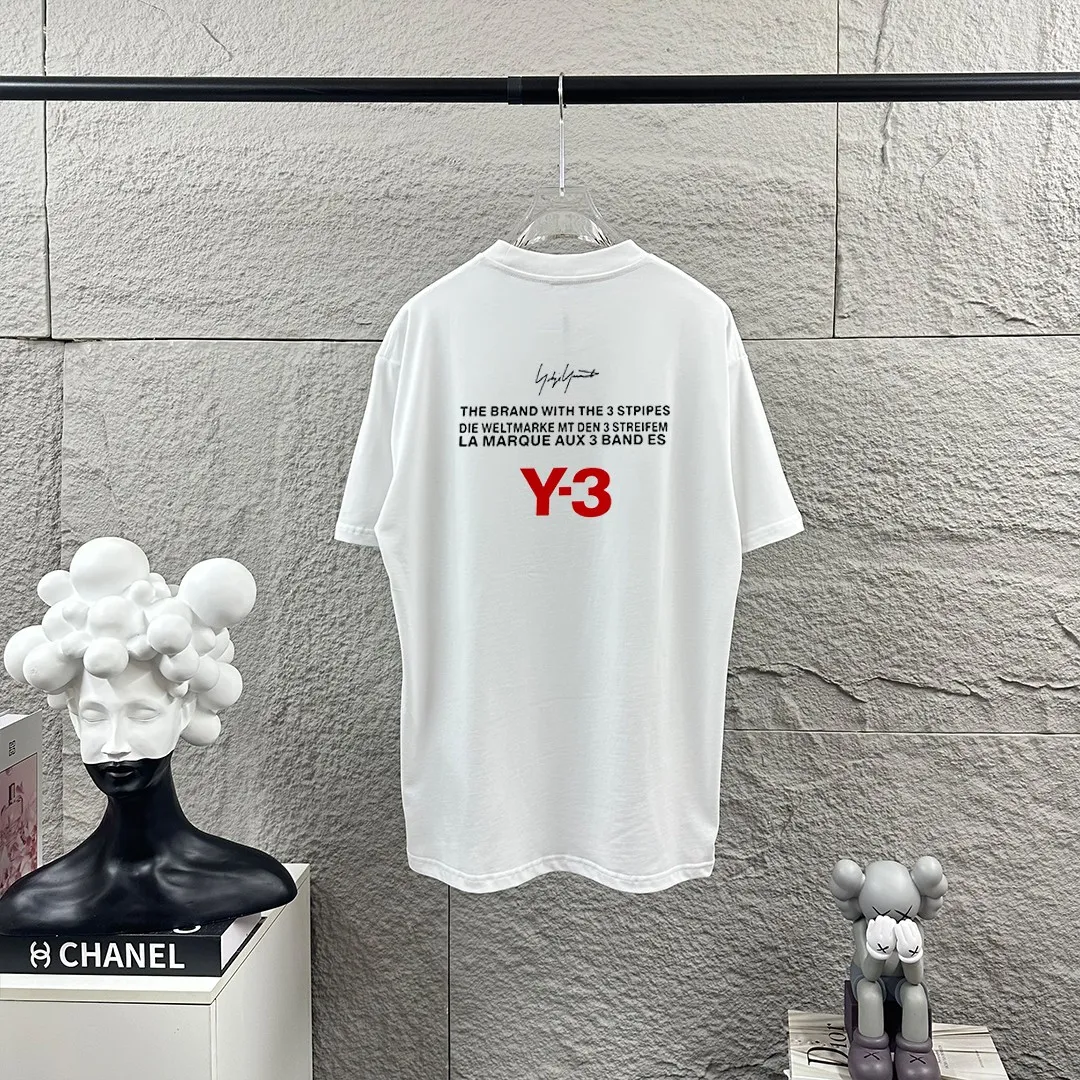 Y 3*Yamamoto*Yoji 2026 Spring and Summer New Arrival Simple signature letters three-dimensional flocking technology Y-3 Customized double yarn plain cotton fabric Short-sleeved T-shirt Men and women Same Style Color: Black White Size: S (90-130 pounds) M (120-150 pounds) L (140-165 pounds) XL (160-180 pounds) XXL (180 pounds)