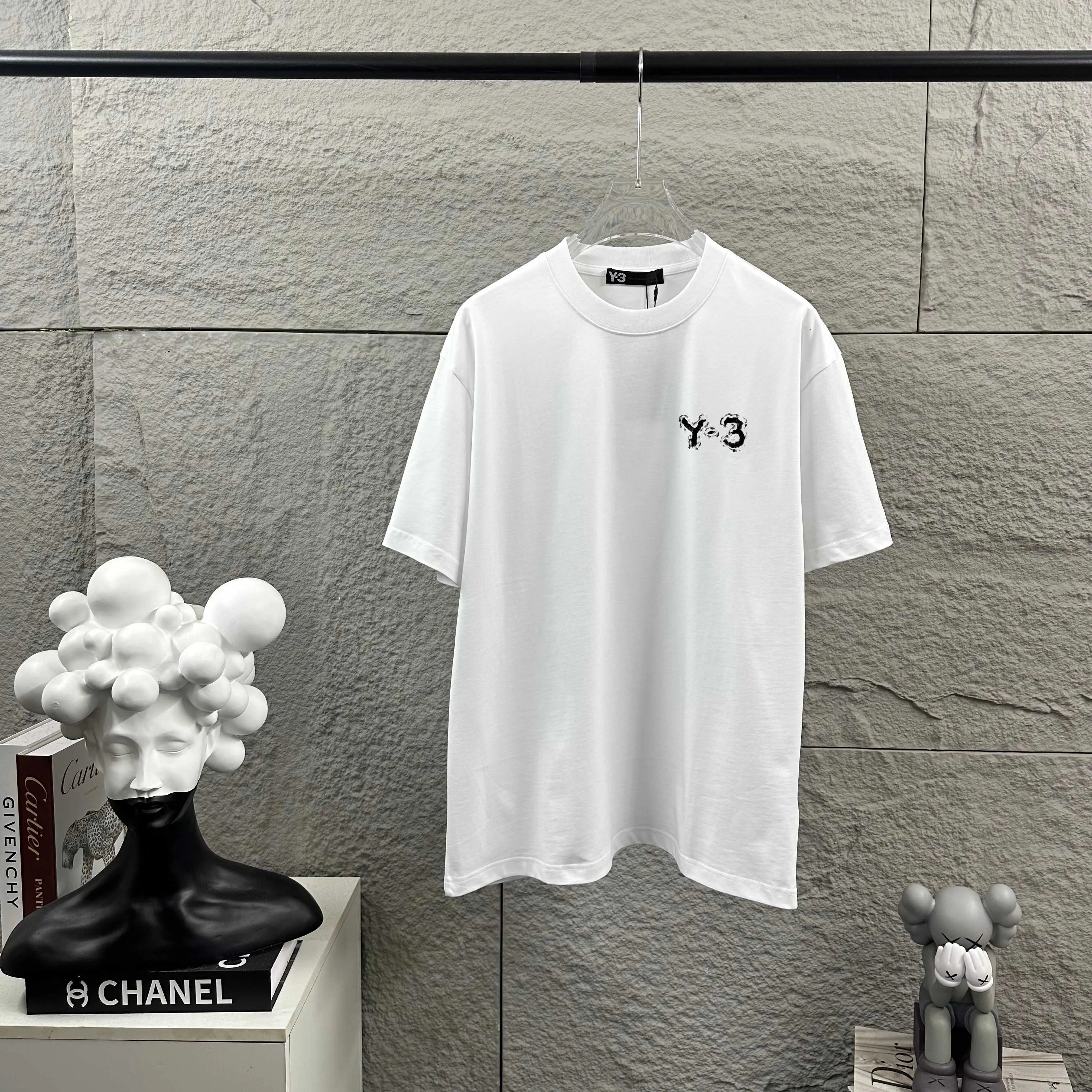 Y 3*Yamamoto*Yoji 2026 Spring and Summer New Arrival Simple signature letter heat transfer process Y-3 Customized double yarn plain cotton fabric Short-sleeved T-shirt Men and women Same Style Color: Black White Angora Red Size: S (90-130 pounds) M (120-150 pounds) L (140-165 pounds) XL (160-180 pounds) XXL (180 kilograms)