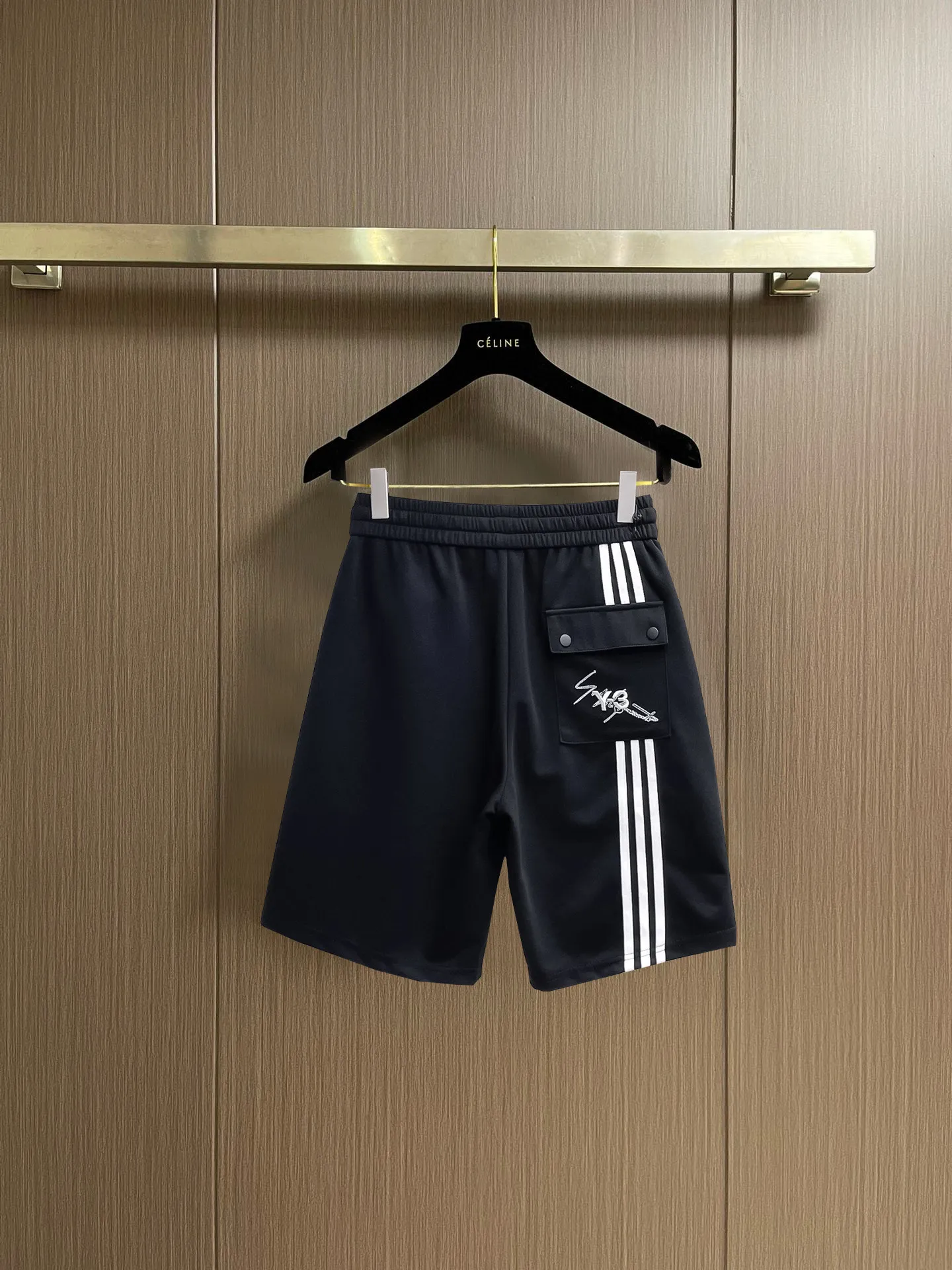 Y 3 Complete three standards 2026 summer New Arrival men's casual shorts, advanced custom-made Breathable fabric Breathable fabric with high elasticity and comfort, impeccable details, top-grade accessories, original logo design concept, delicate and soft feel! The upper body fit is awesome! Size: M-XXXL Please state your height and weight when ordering