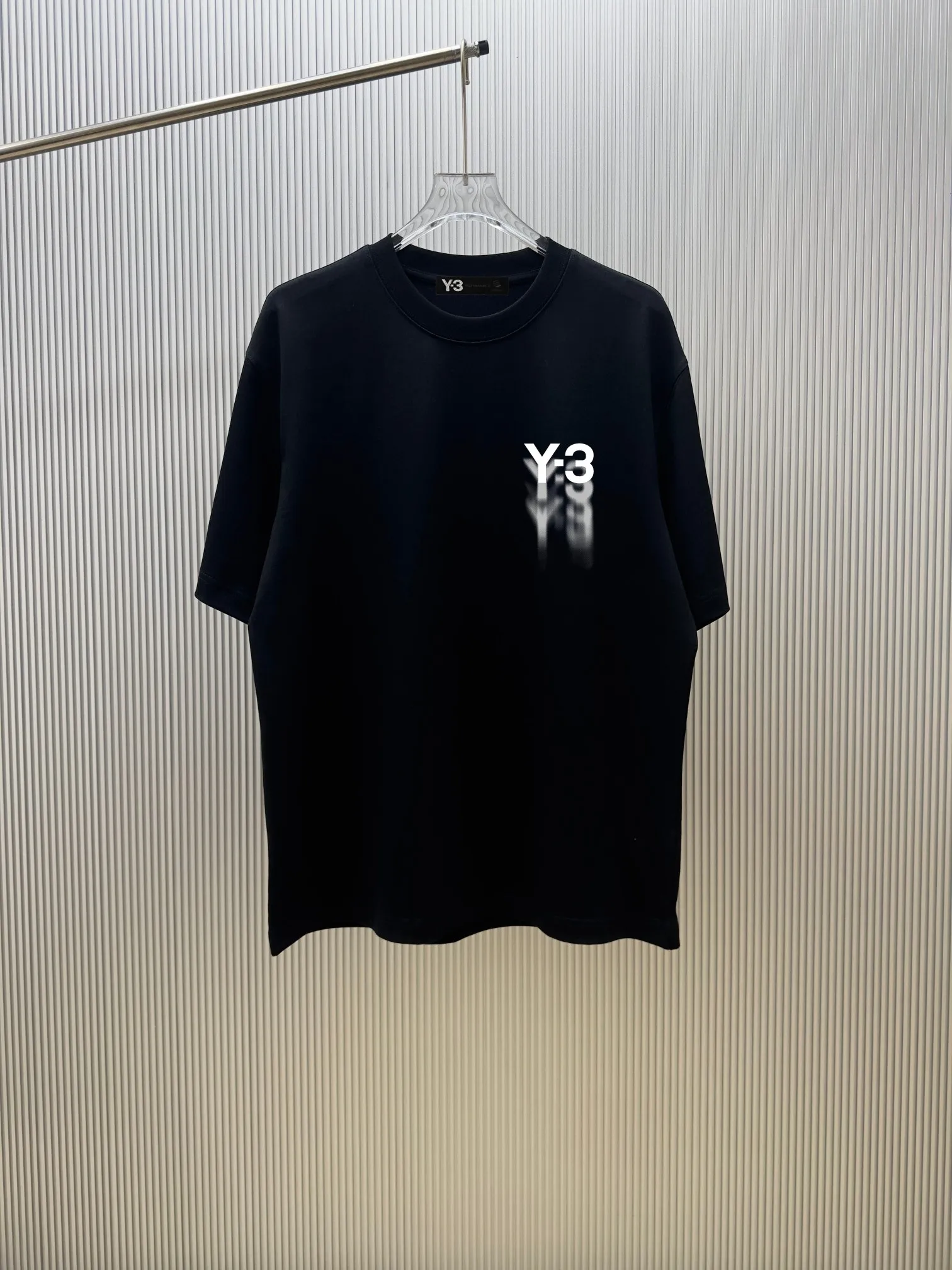 (Strictly control Quality) Style: Yamamoto-Yoji.Y-3 short-sleeved T-shirt Fabric: Double weight yarn 100% cotton Rib: Weight Sorona 1*1 trendy brand Process: Printing Color: White Night Blue Blue Cool Blue Floral Gray Black Size: M—4XL No gender distinction Men and women Same Style