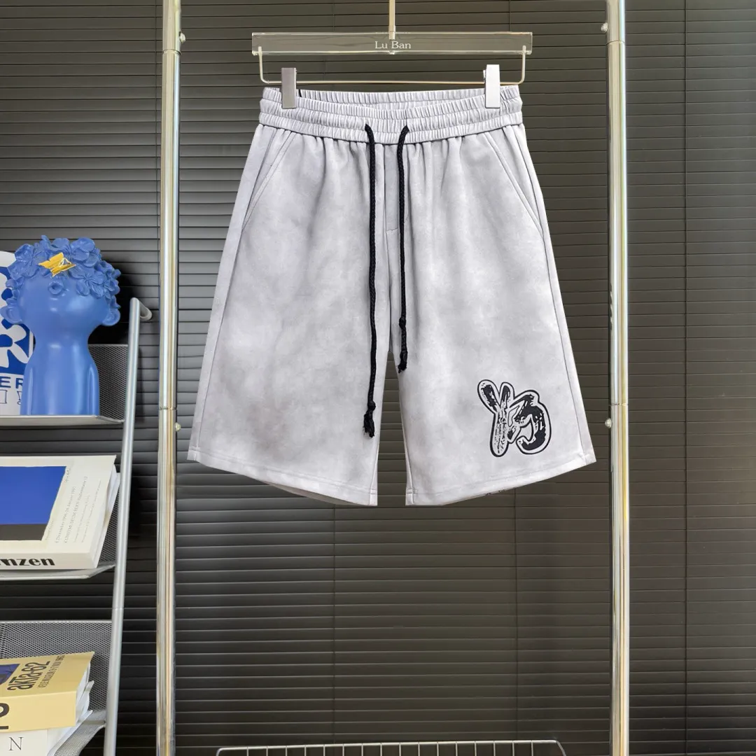 Y 3 Complete three standards 2026 summer New Arrival men's casual shorts, advanced custom-made Breathable fabric Breathable fabric with high elasticity and comfort, impeccable details, top-grade accessories, original logo design concept, delicate and soft feel! The upper body fit is awesome! Size: M-XXXL Please state your height and weight when ordering