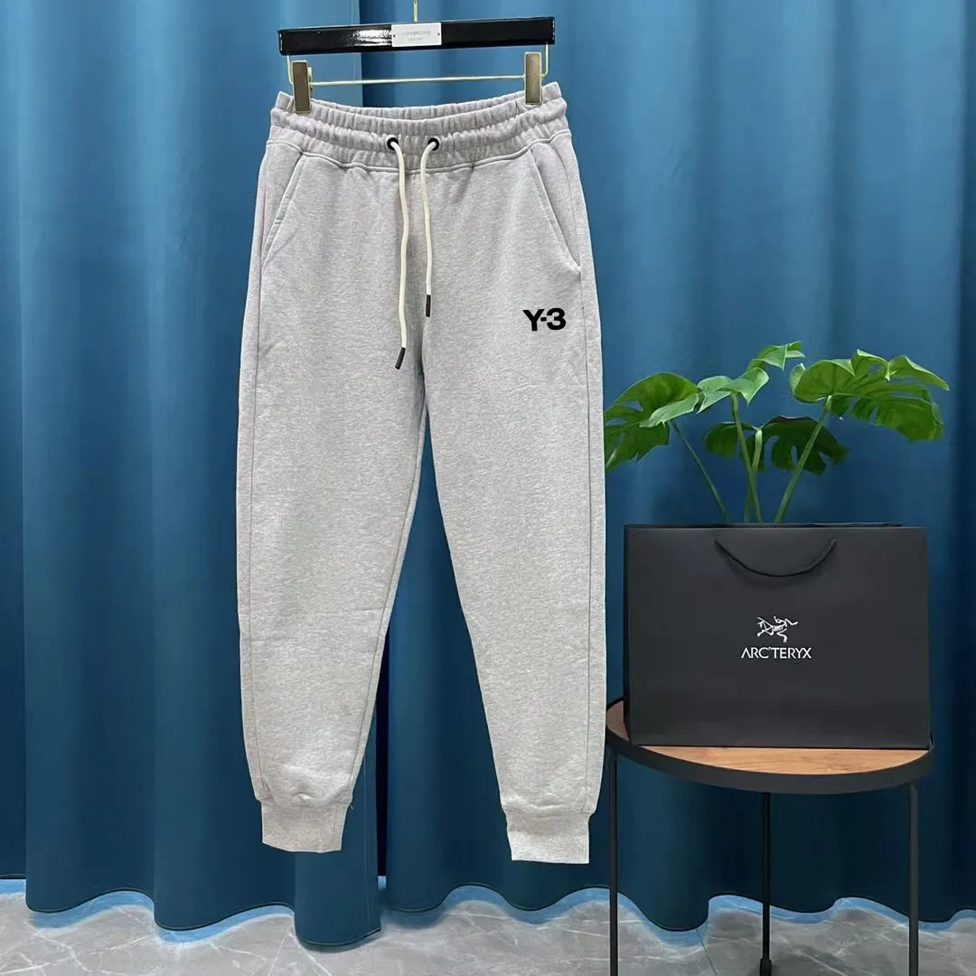 Y 3New Arrival casual pants, Premium version! Customized fabric, elastic drawstring design, Breathable, high comfort, impeccable details, brand element design concept, reflecting high quality. It feels delicate and soft! It has a casual cut and a great fit on the upper body. Sizes:S-XL