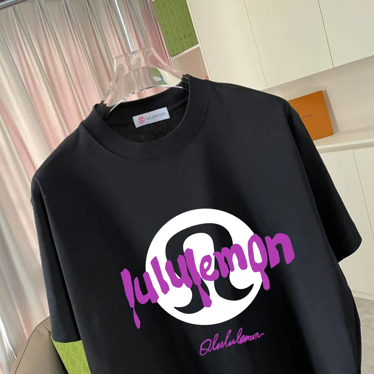 lulu* 2025 New Arrival logo g t Same Style Size：S M L XL XXL ：Black White Red Gray