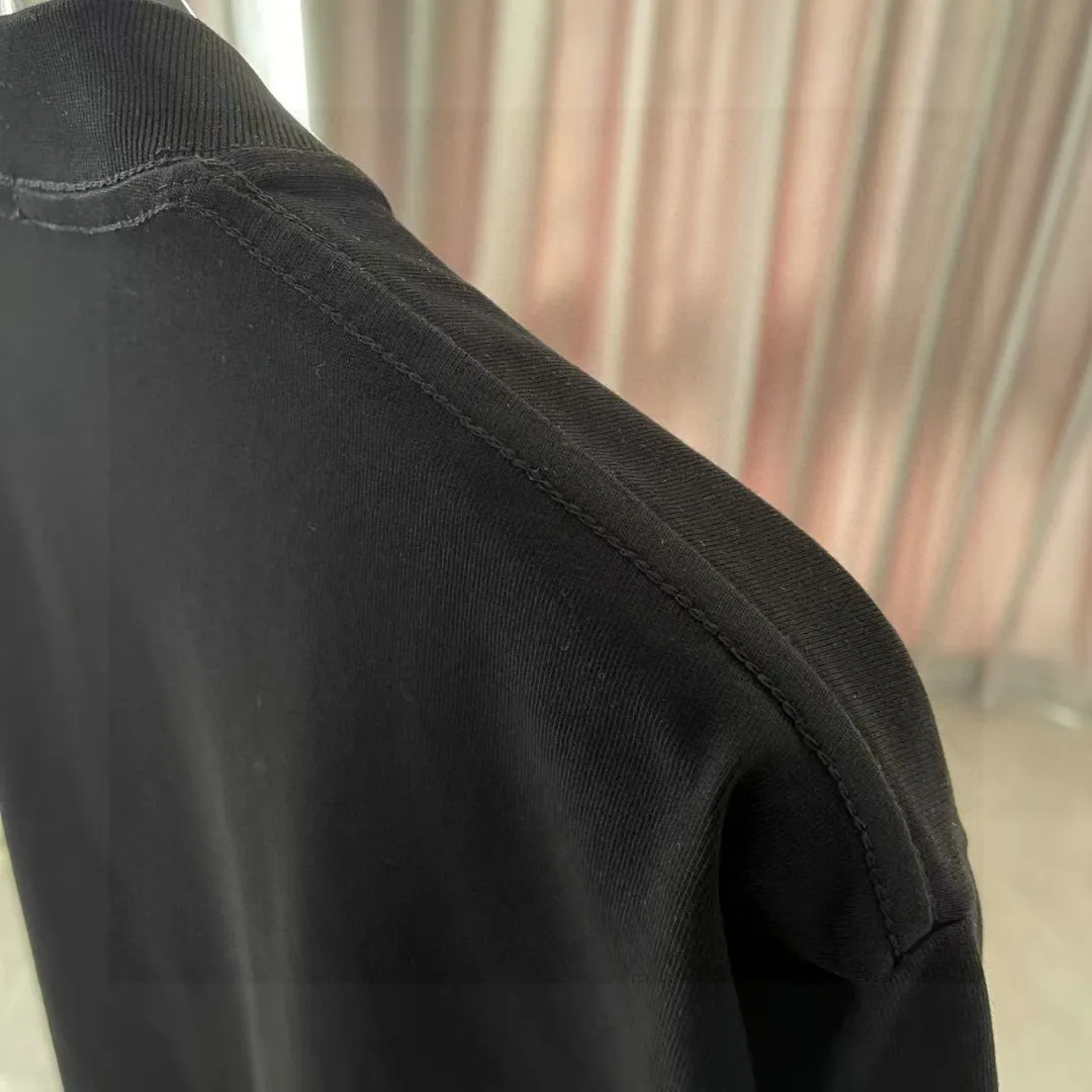 lulu* 2025 New Arrival logo g t Same Style Size：S M L XL XXL ：Black White Red Gray