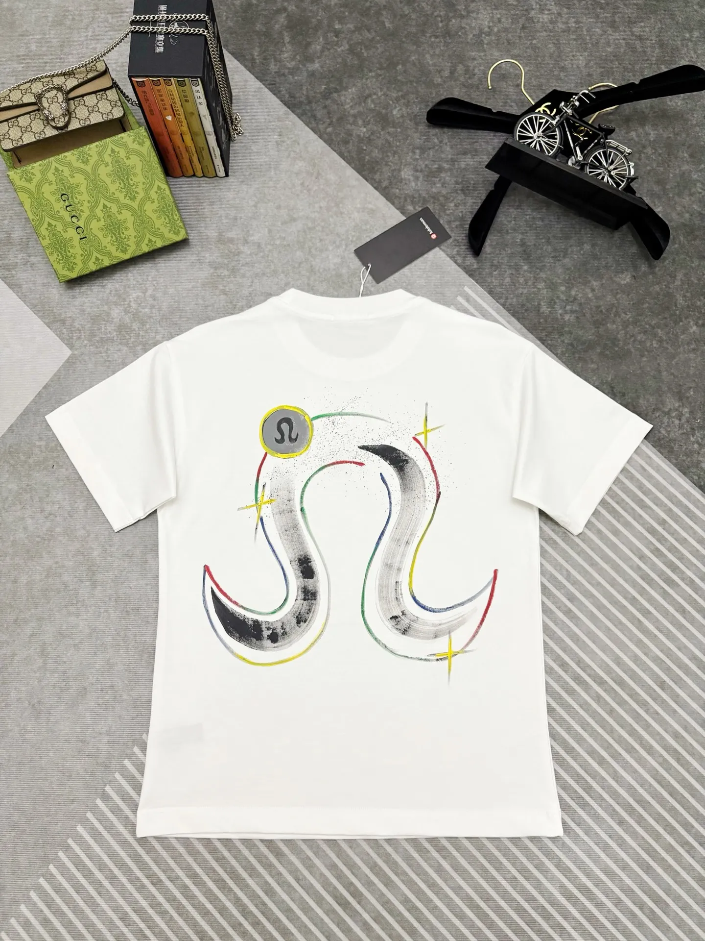 lululemon T 【 lululemon ， 】 New Arrival ， Premium Versatile ， Same Style lululemon ， 1 Ω logo， / ： ◦ logo Black ， ； ◦ 、 、 、 ， ， ， 。 ， ， 。 ， 。 ， ， ！！ Sizes：S、M、L、XL、XXL